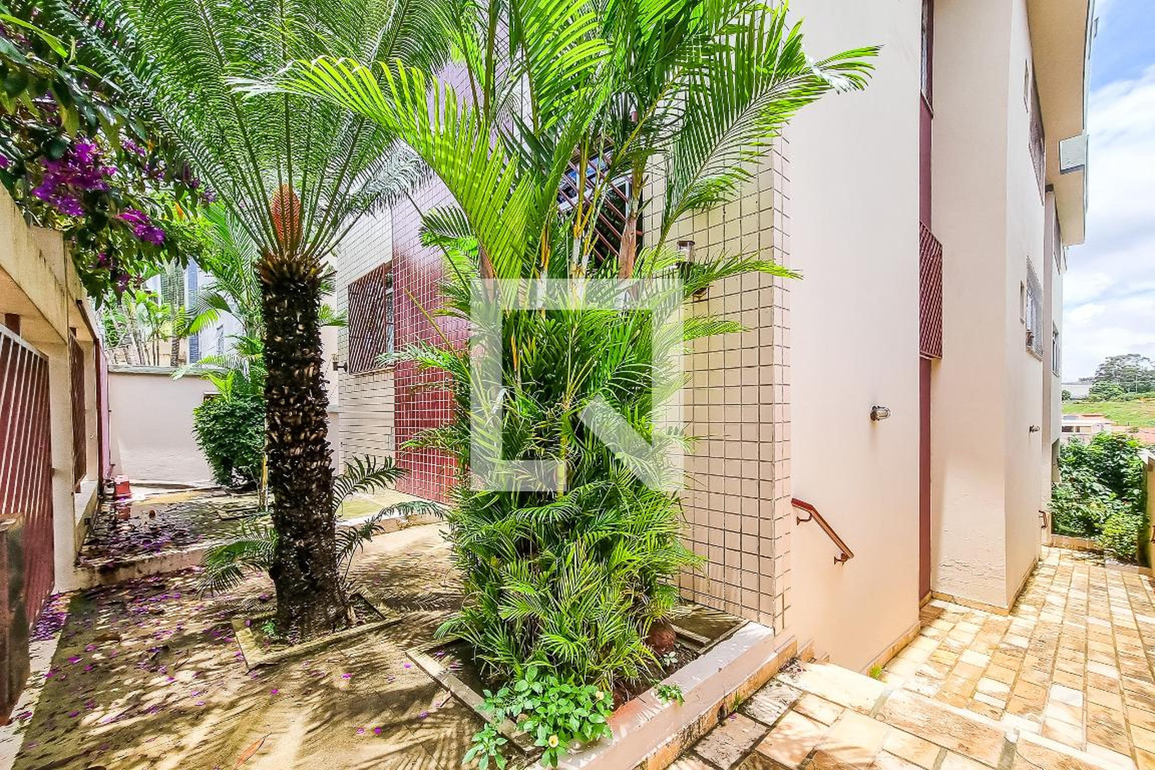 Área Externa - Edifício Aline