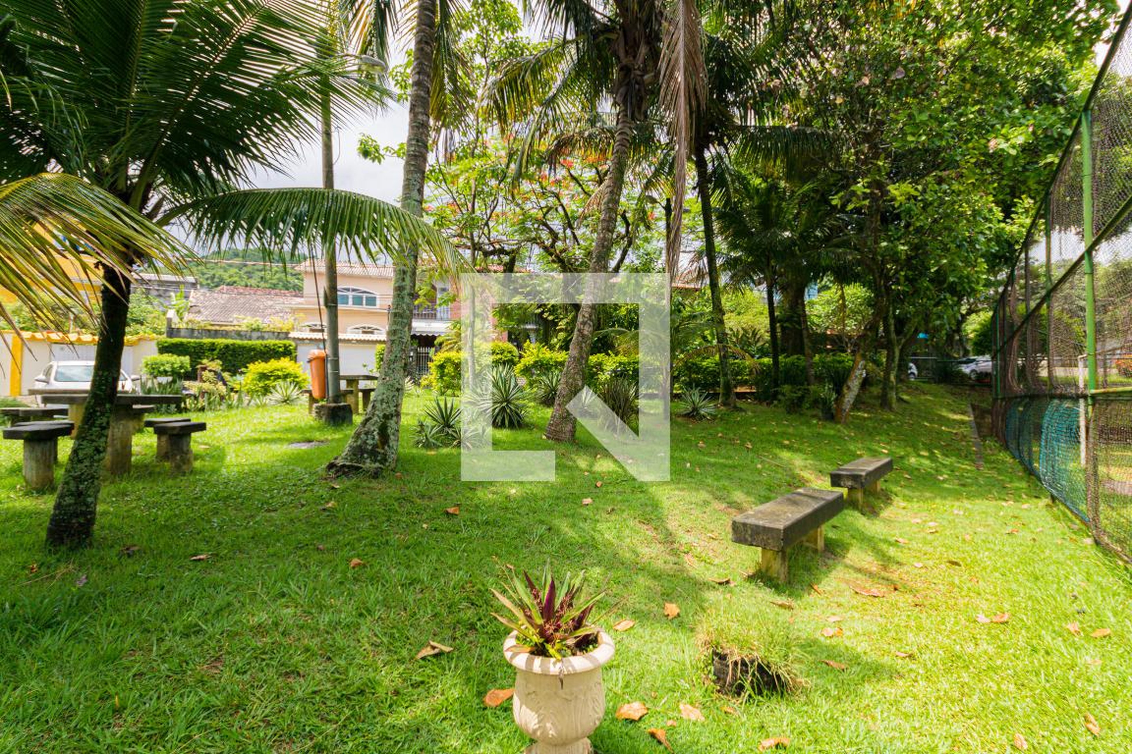 Condomínio - Suíca Carioca 1