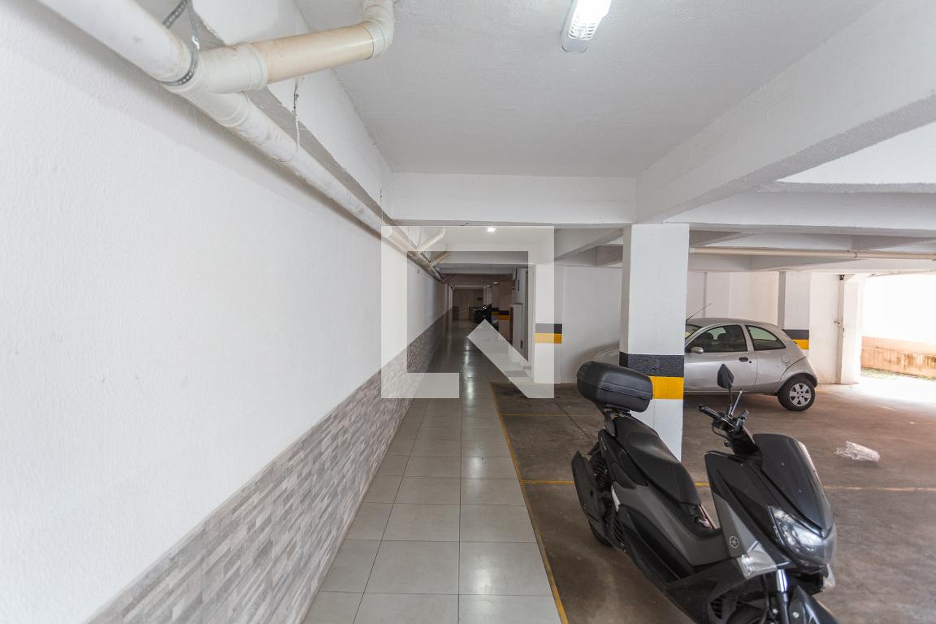 Hall de Entrada - Edifício Residencial Cades-Barneia