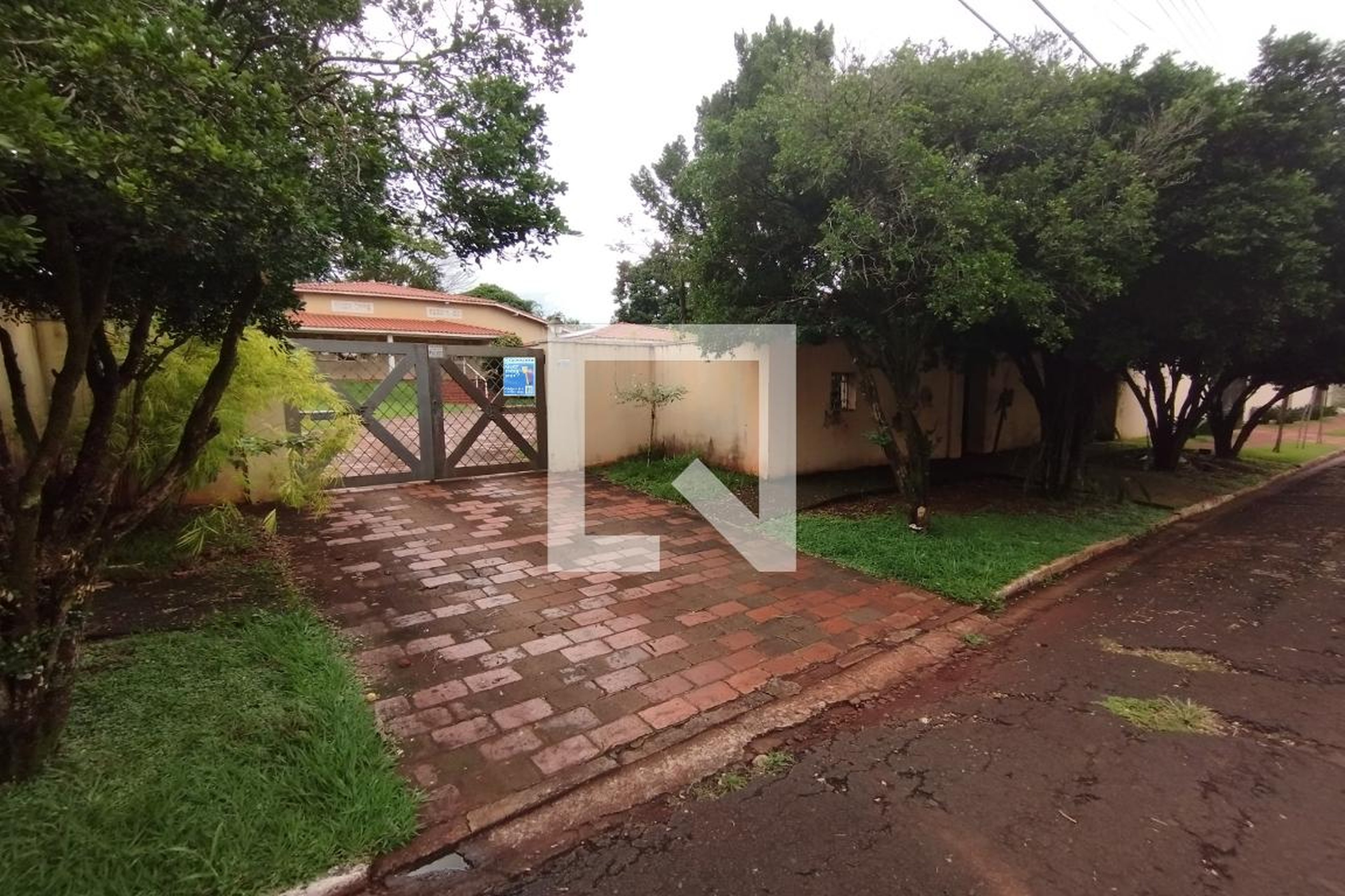 Fachada Condomínio Quinta da Alvorada