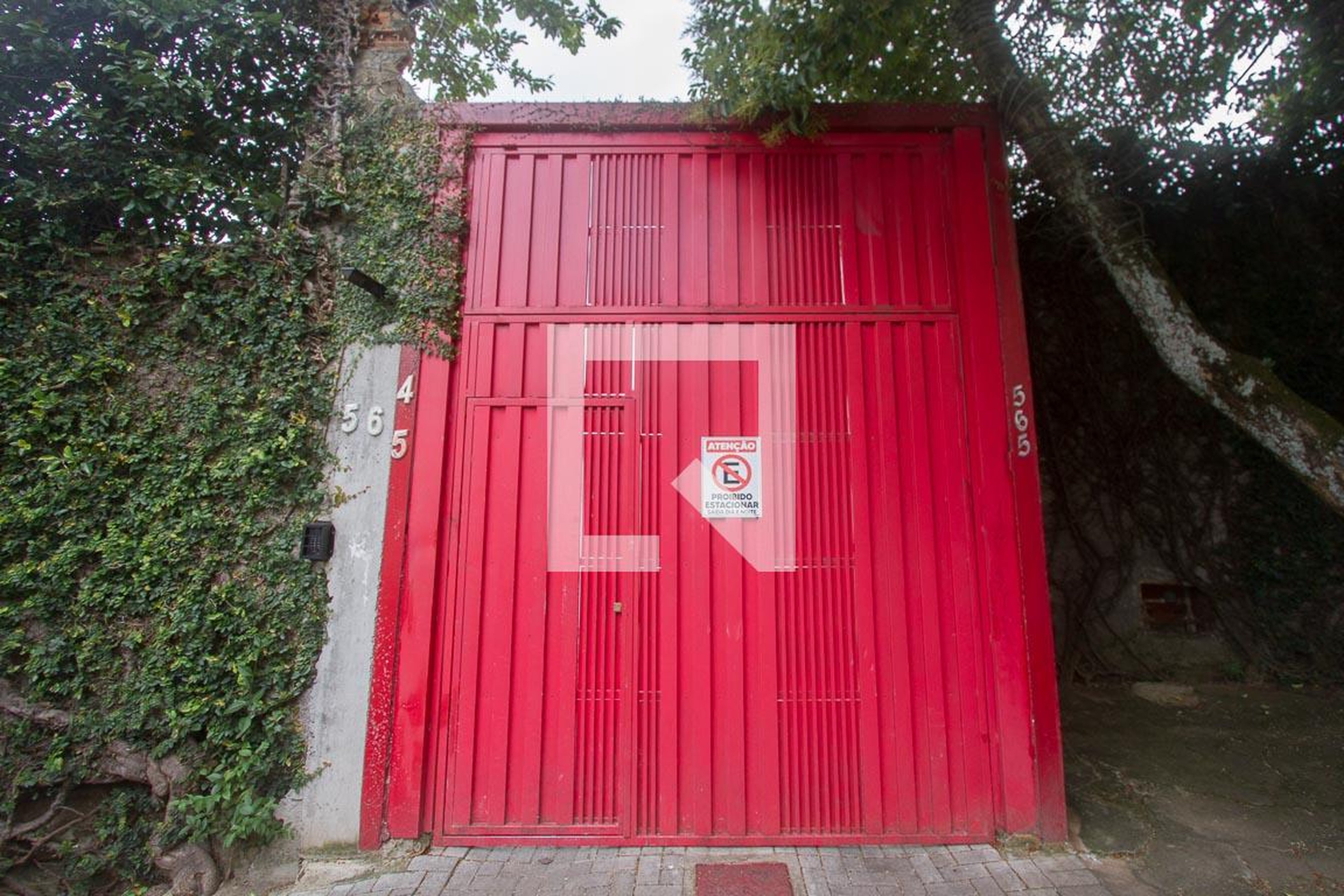 Fachada Condomínio Parque Maria Helena