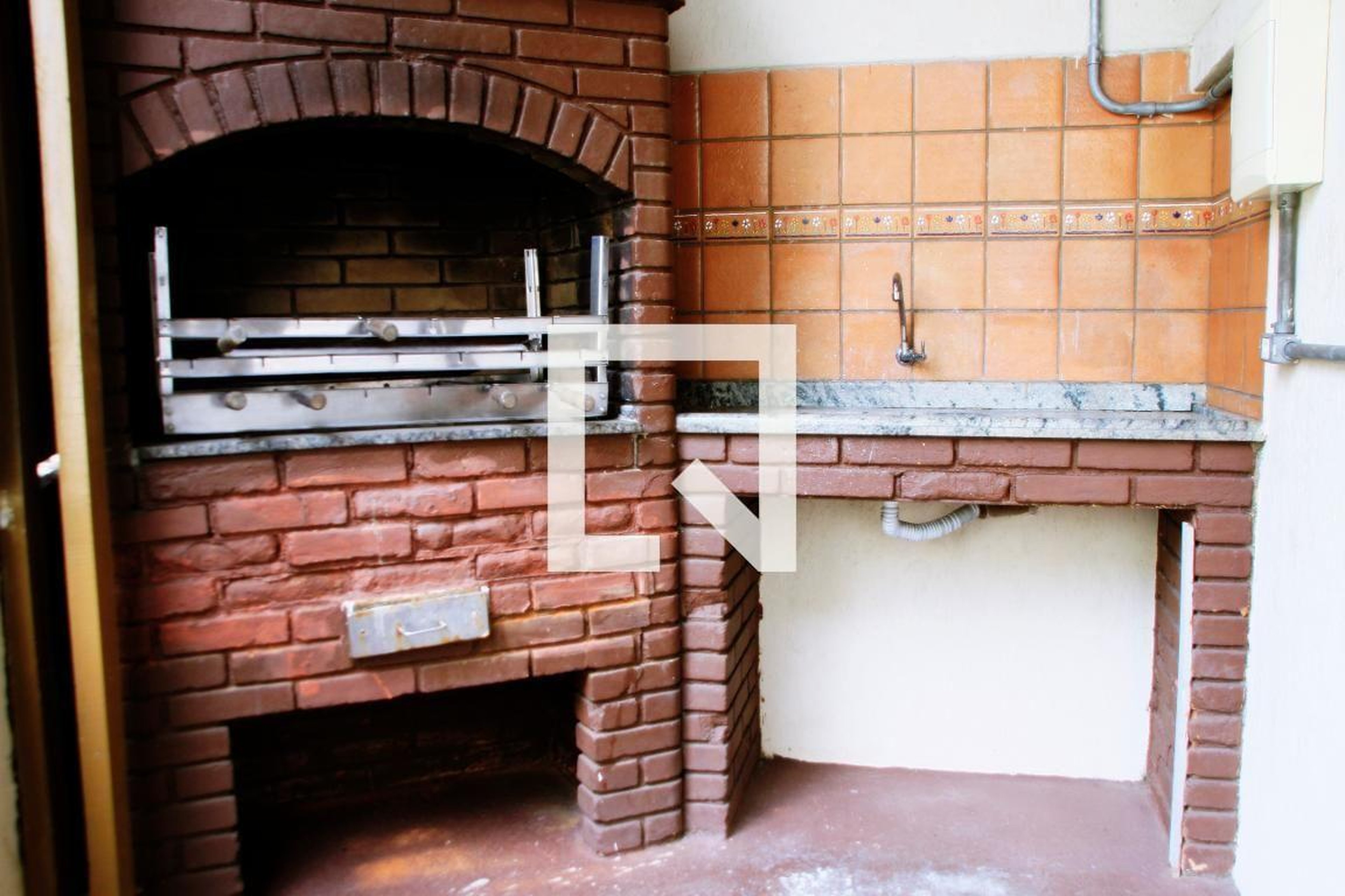 Churrasqueira - Praias Paulista