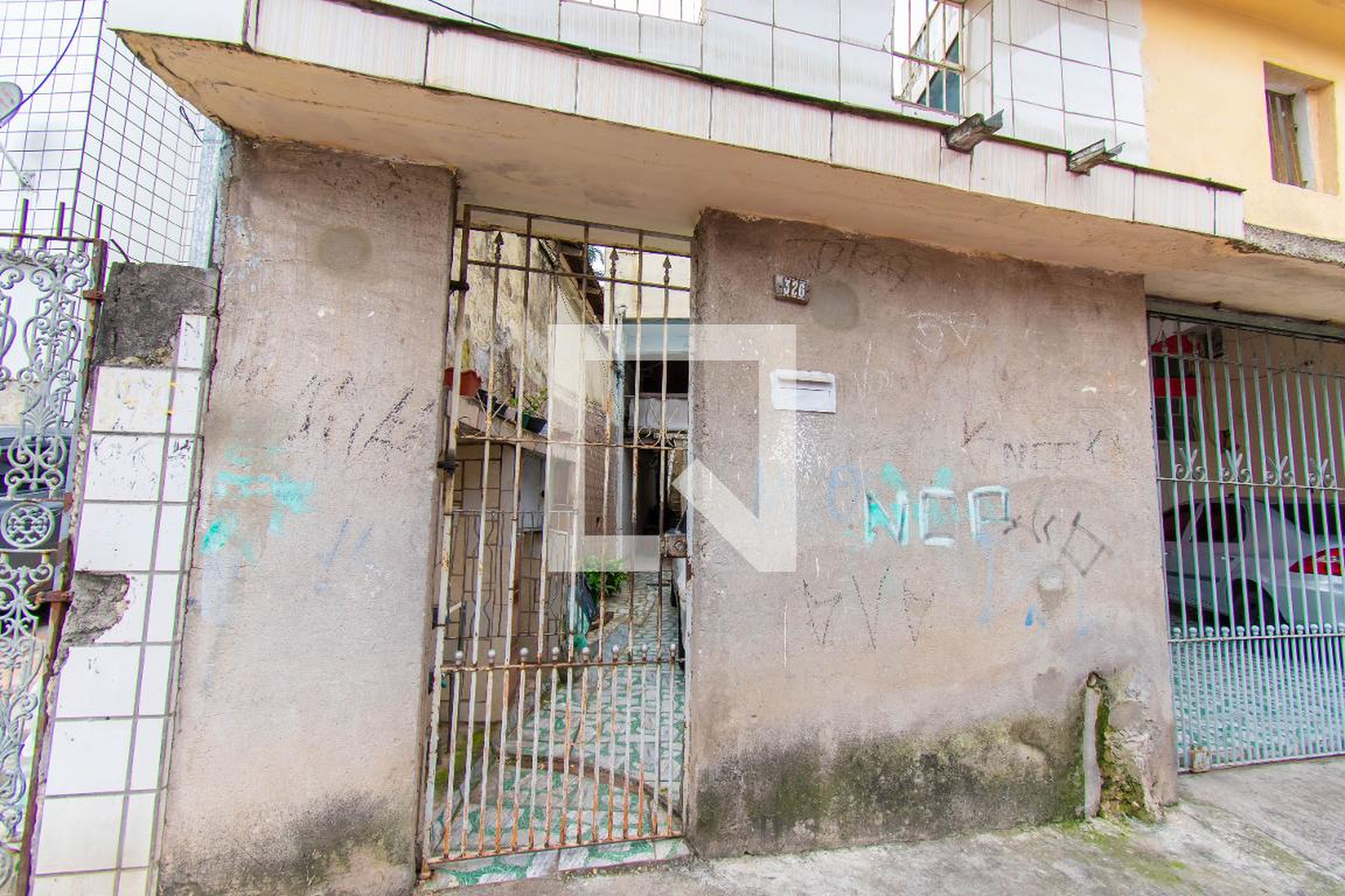 Fachada Condomínio em Rua Eugênio Gaudêncio Costa, 326