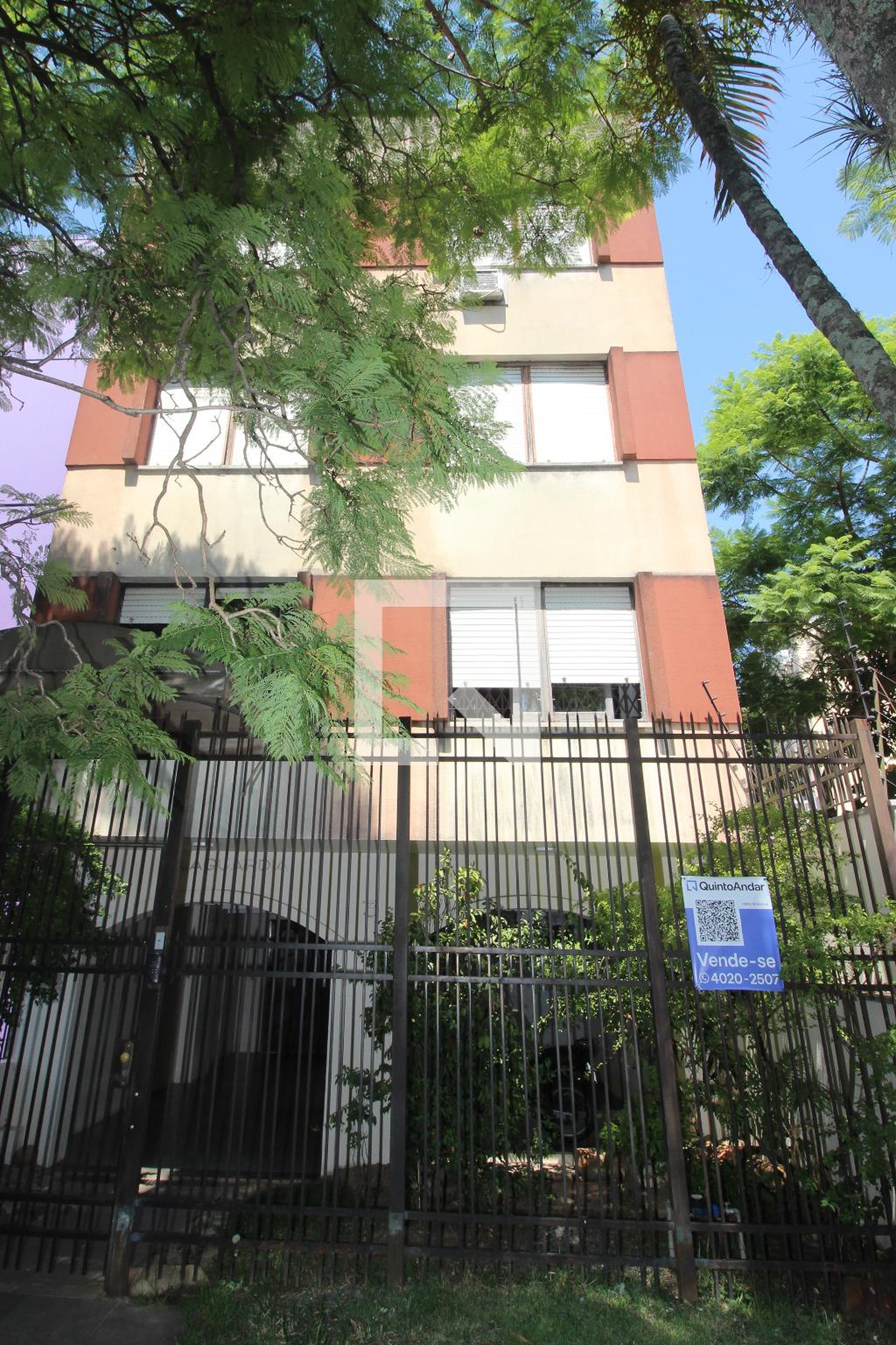 Fachada do Prédio Condomínio Laguardia