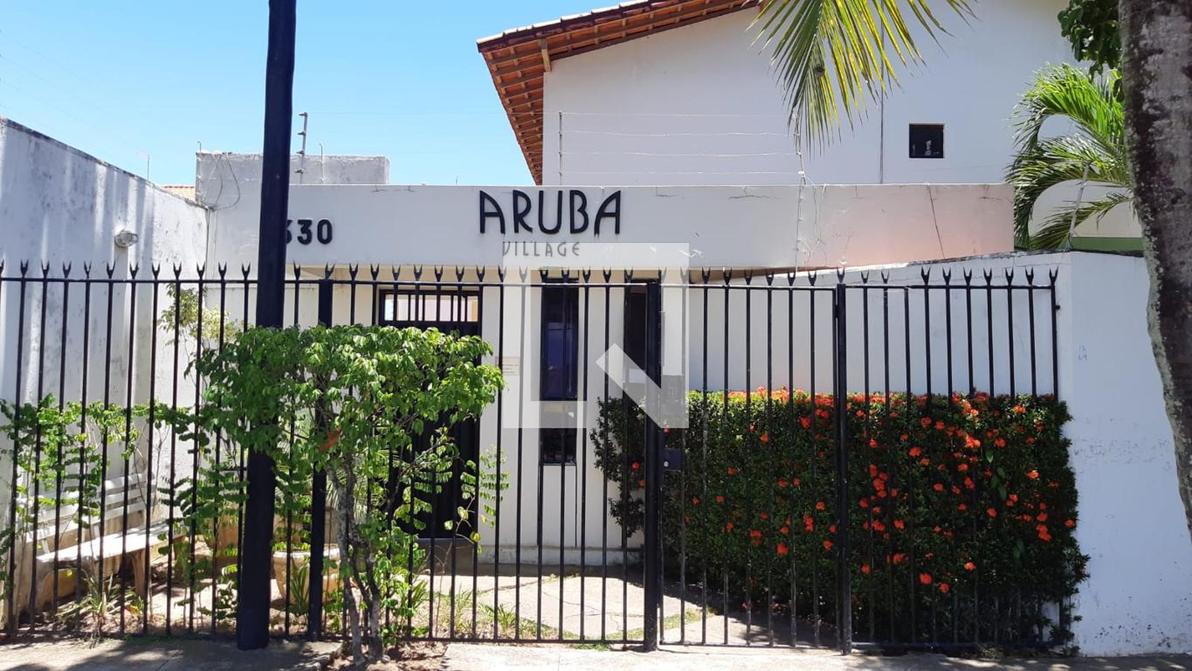 Fachada do Condominio Condomínio Aruba Village