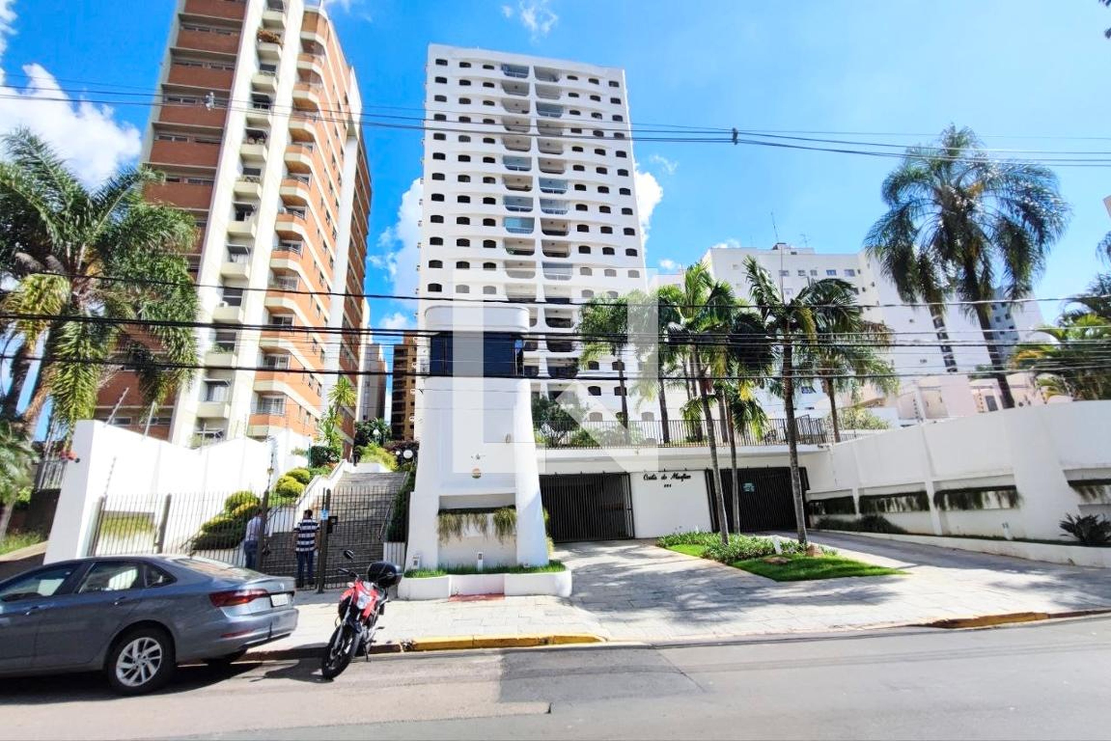 Fachada do condomínio Condomínio Costa do Marfim