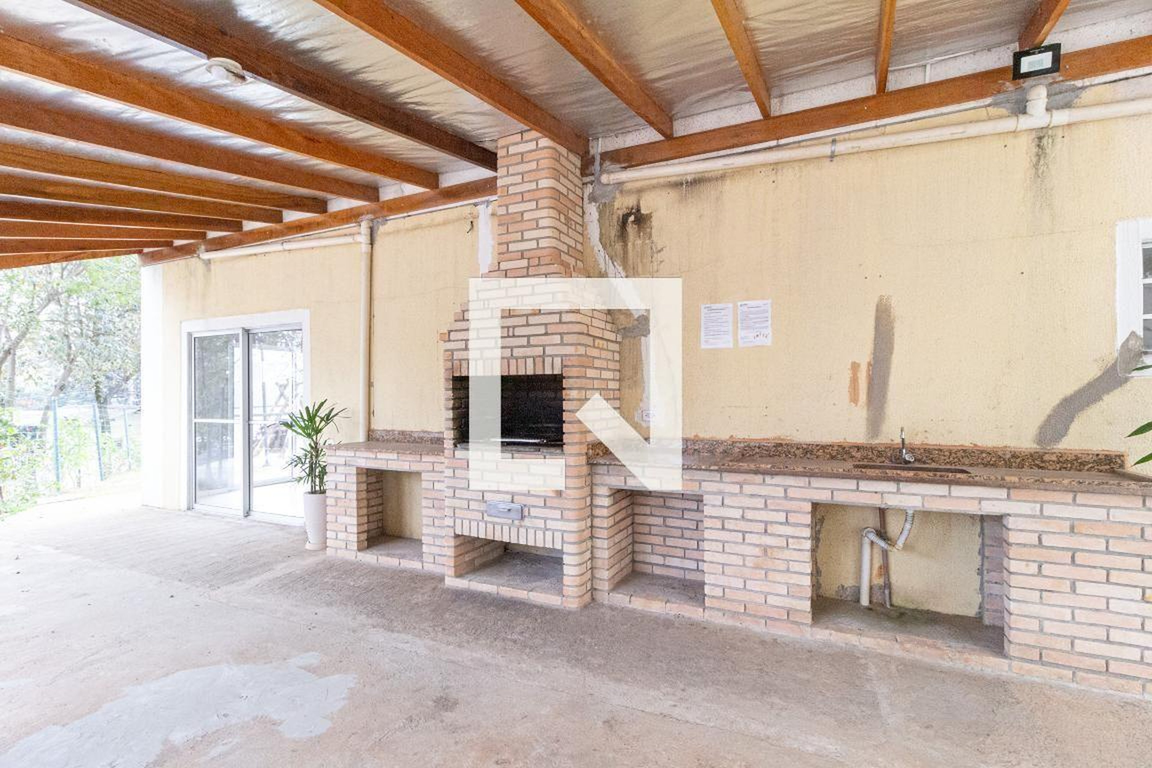 Churrasqueira - Recanto das Rosas