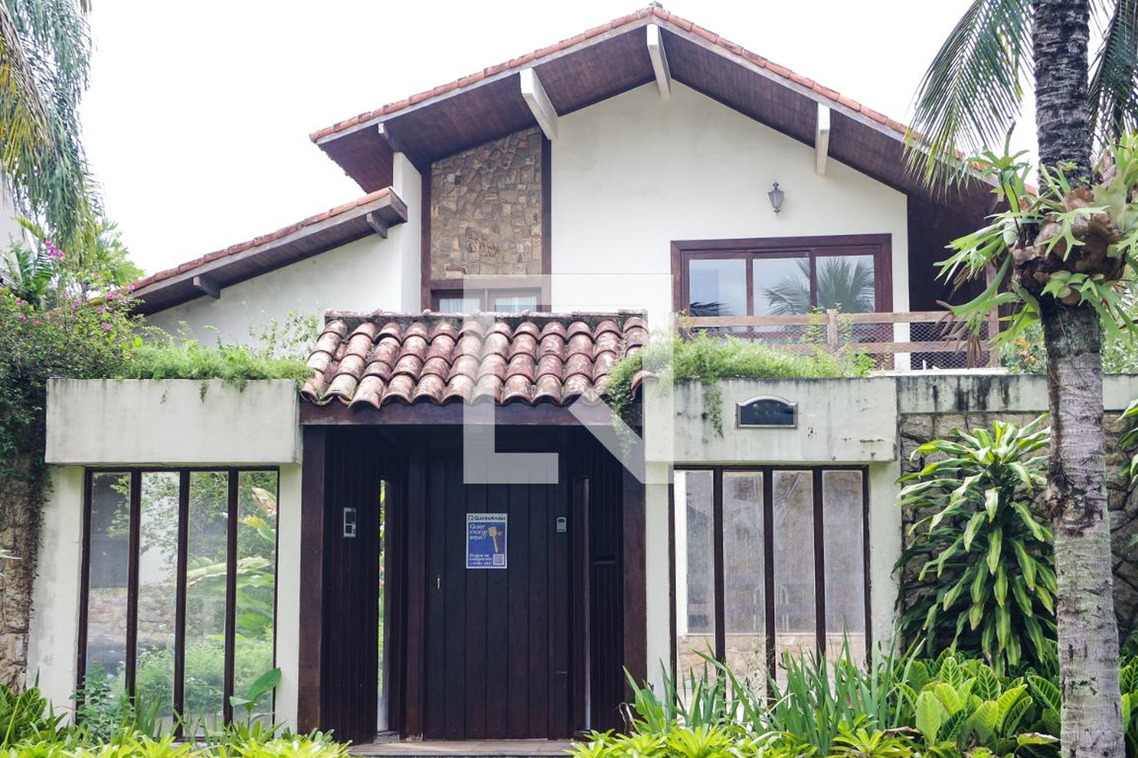 Fachada Condomínio Alameda dos Eucaliptos