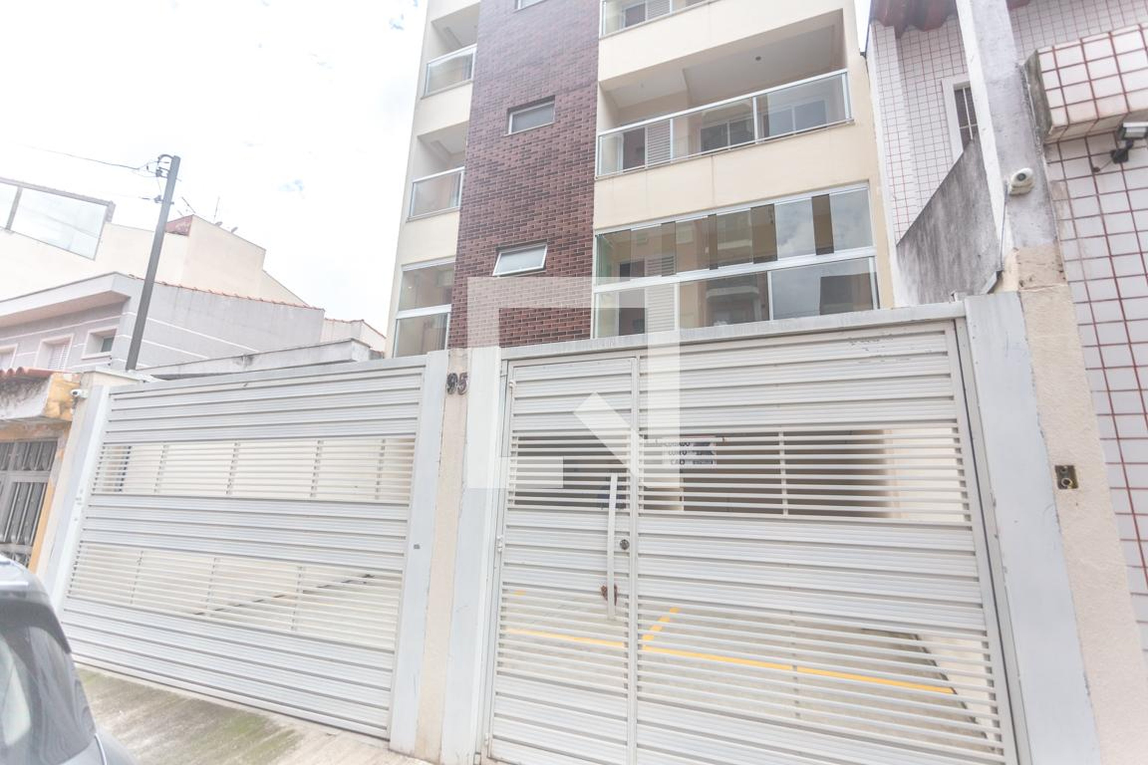 Fachada Condomínio em Rua Quinze de Setembro, 95