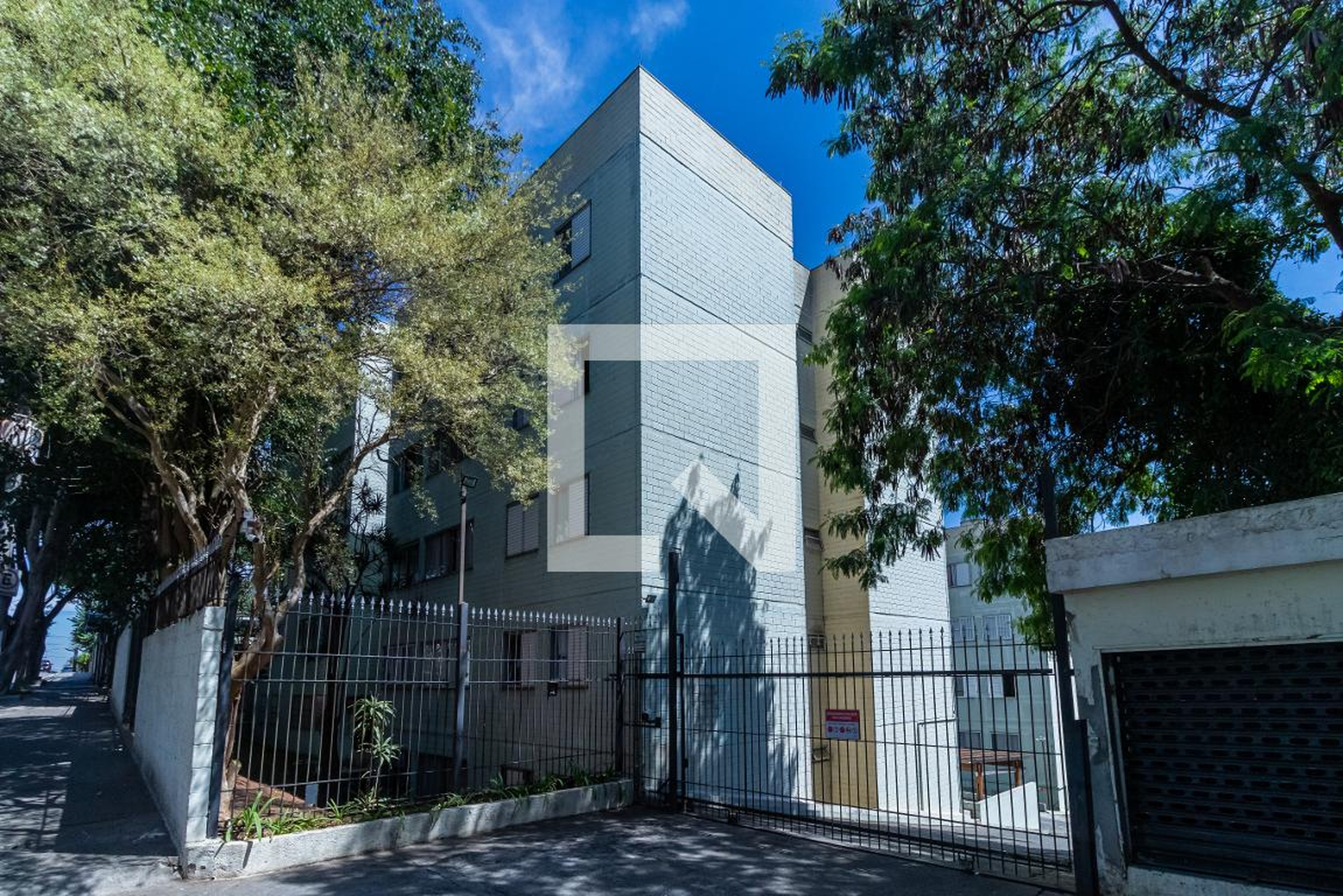 Fachada do Condomínio Residencial Primavera