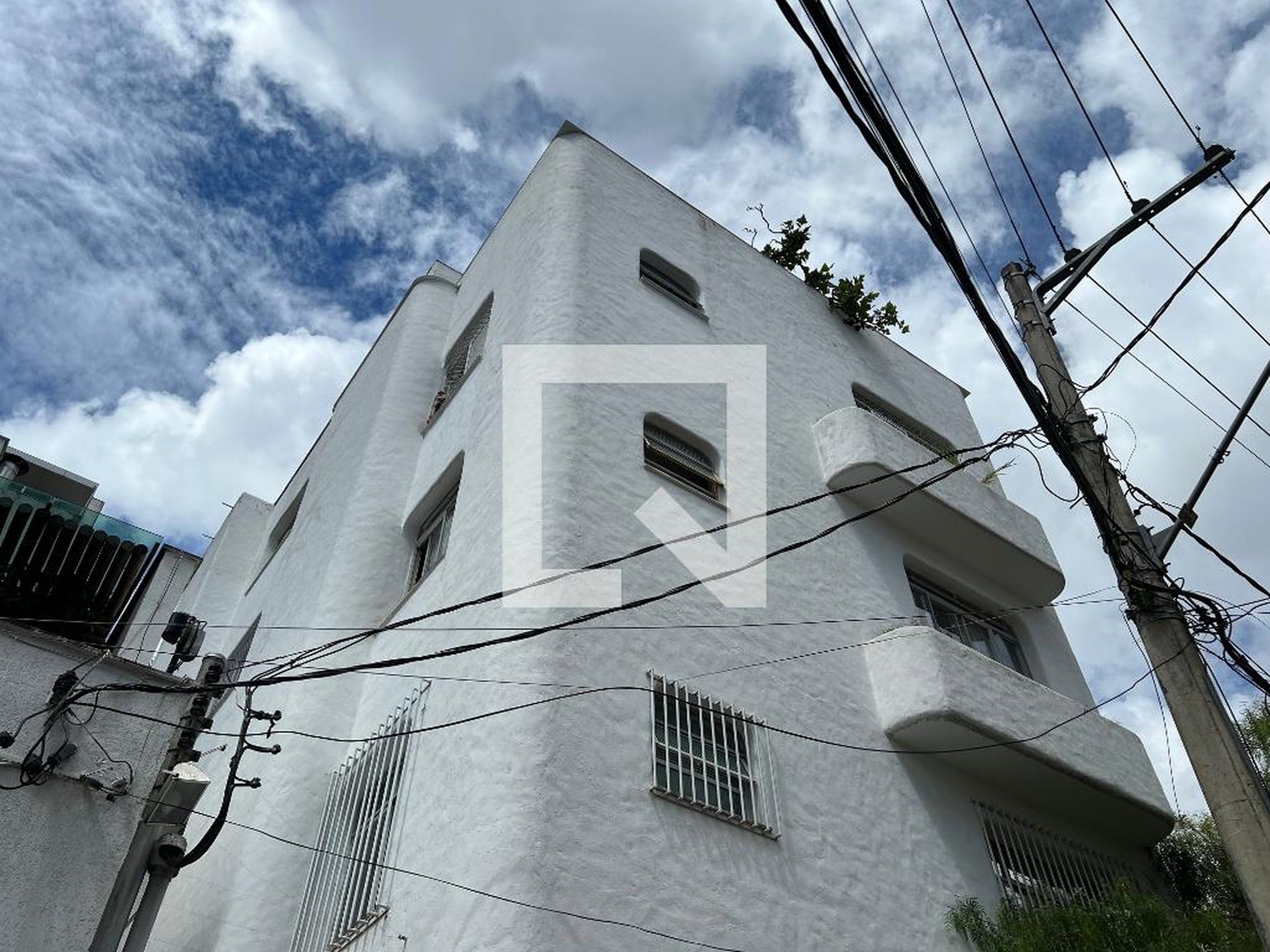 Fachada Condomínio Ville Saint-Laurent