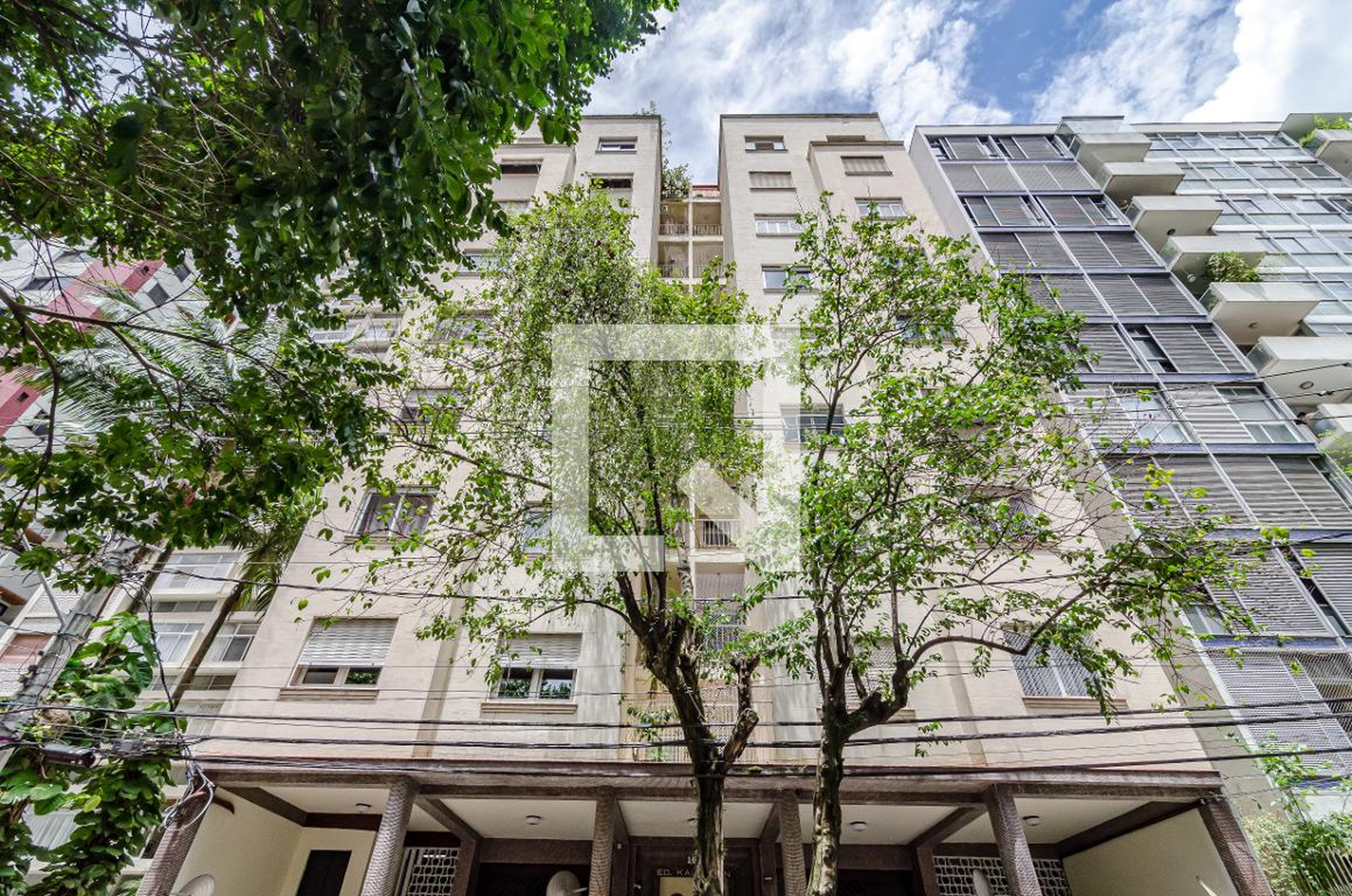 Fachada Condomínio Kalaigian