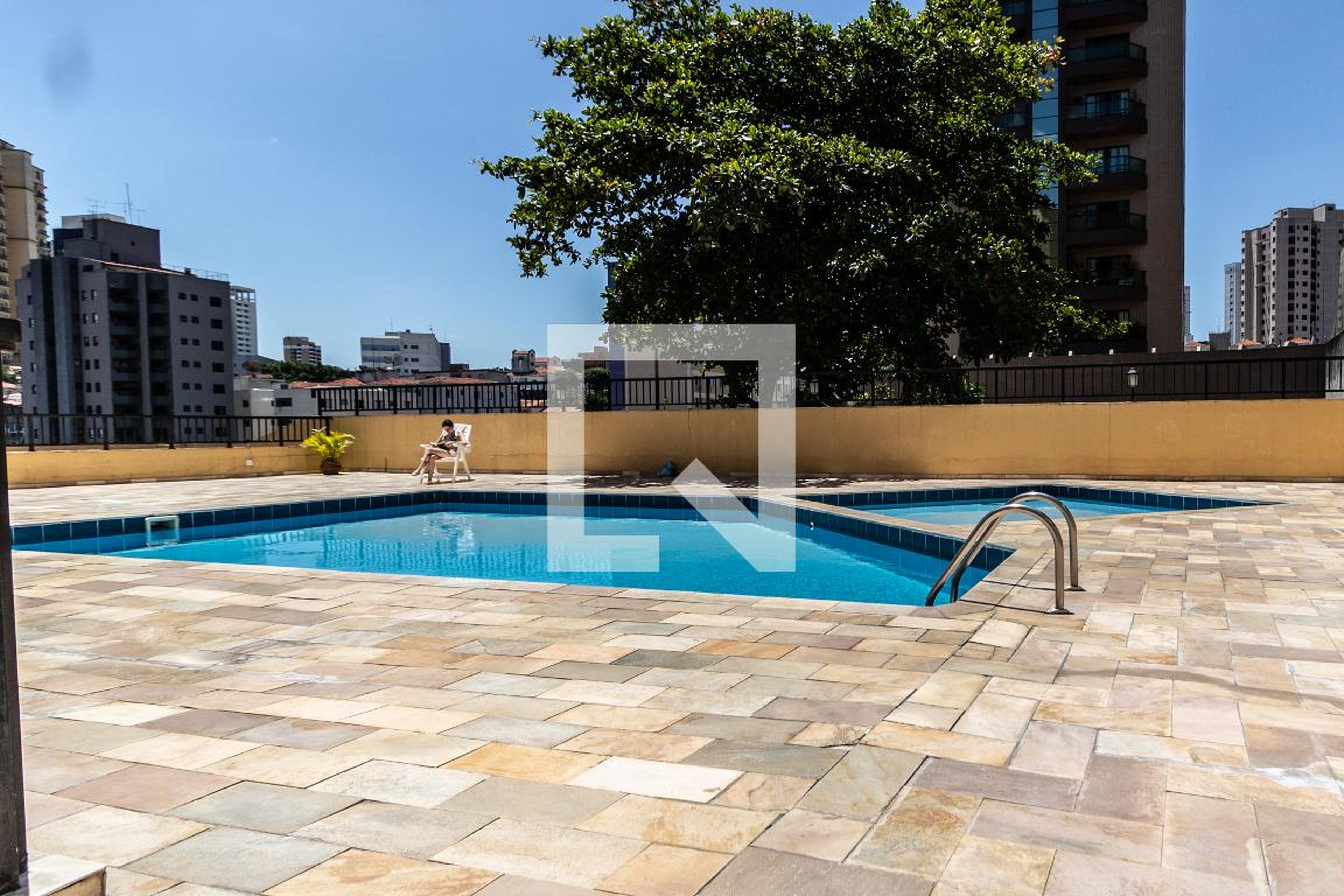 Piscina - Edifício Ibizza