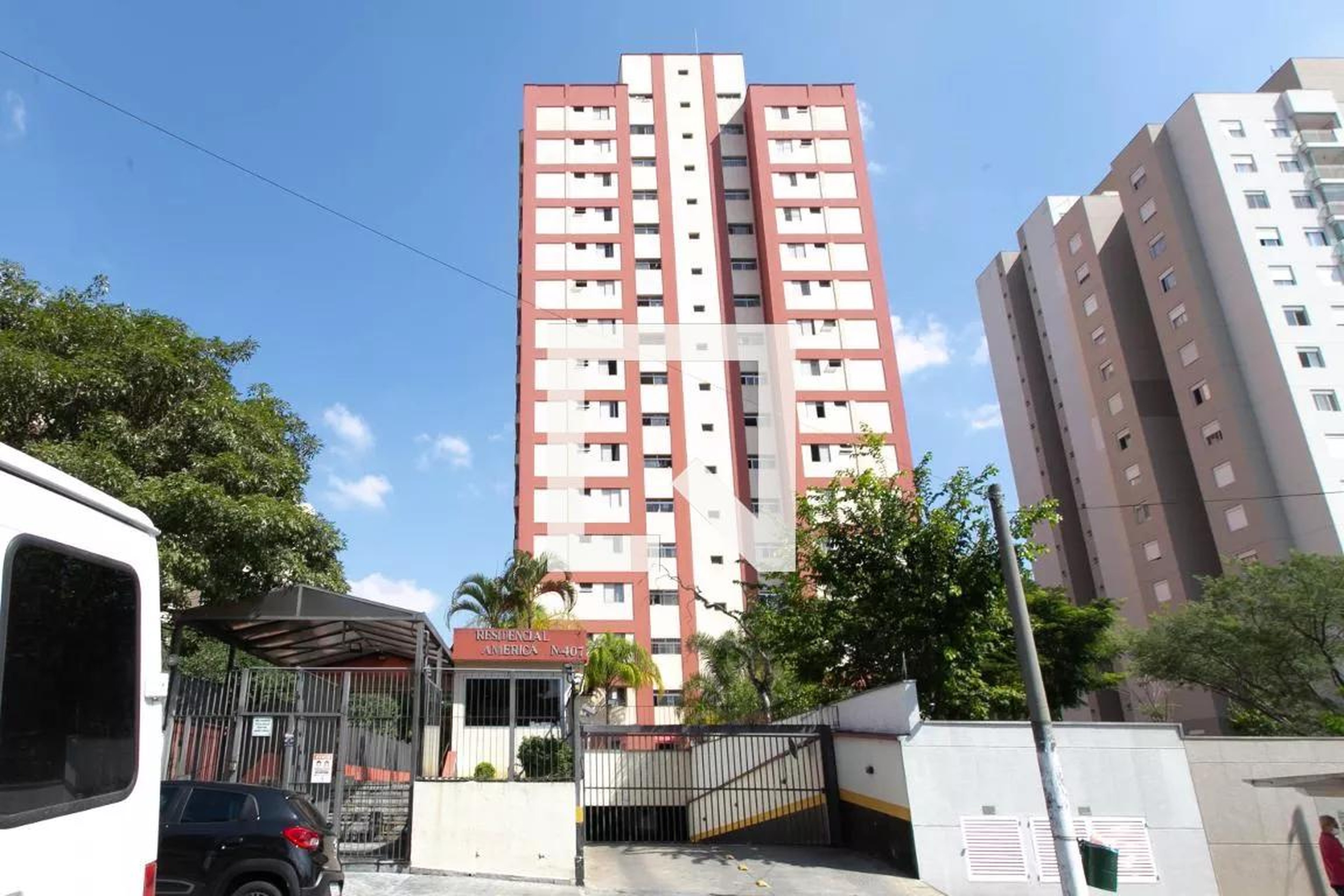 Fachada do Condomínio Condomínio América I