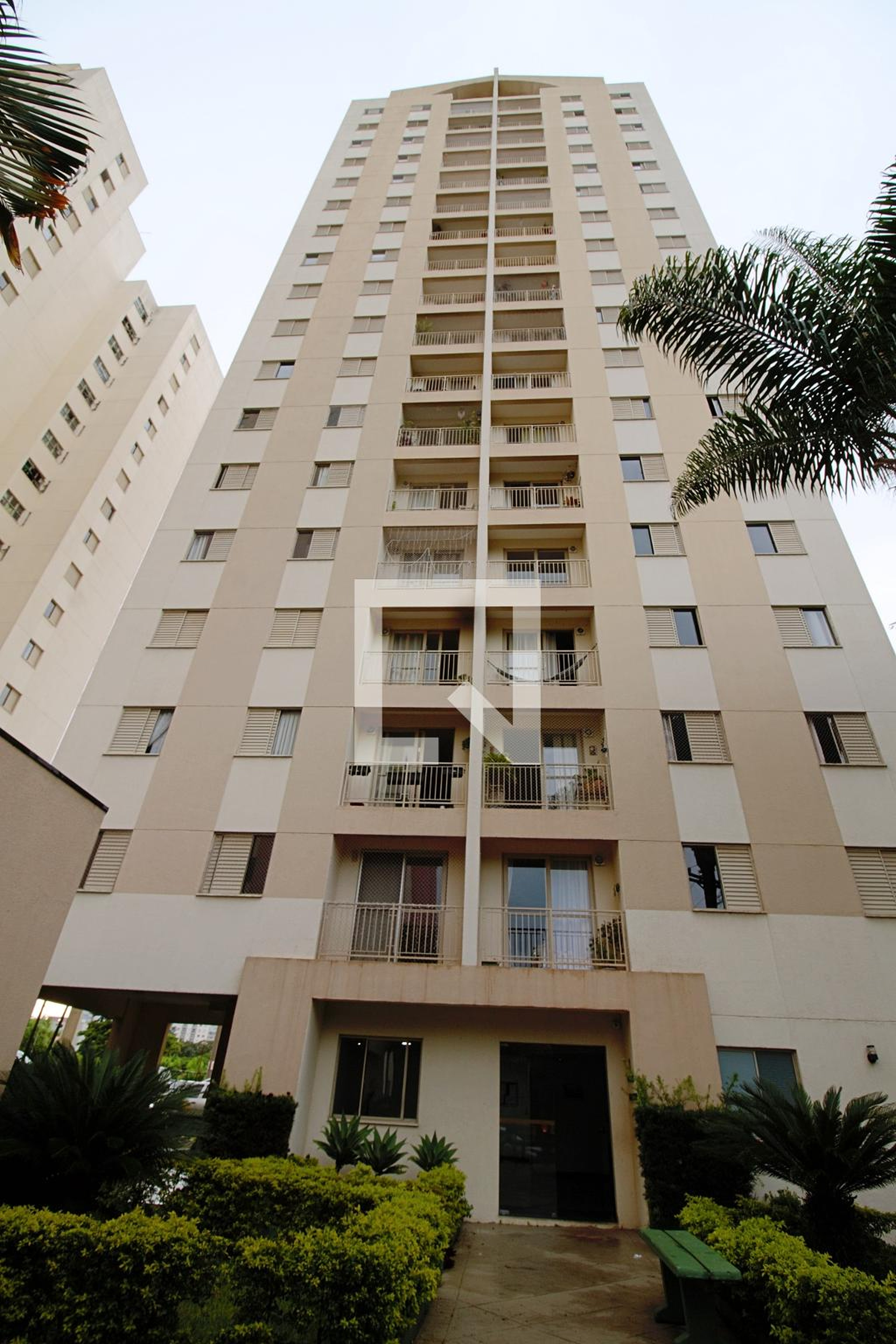 Fachada Edifício Tour Mont Parnase