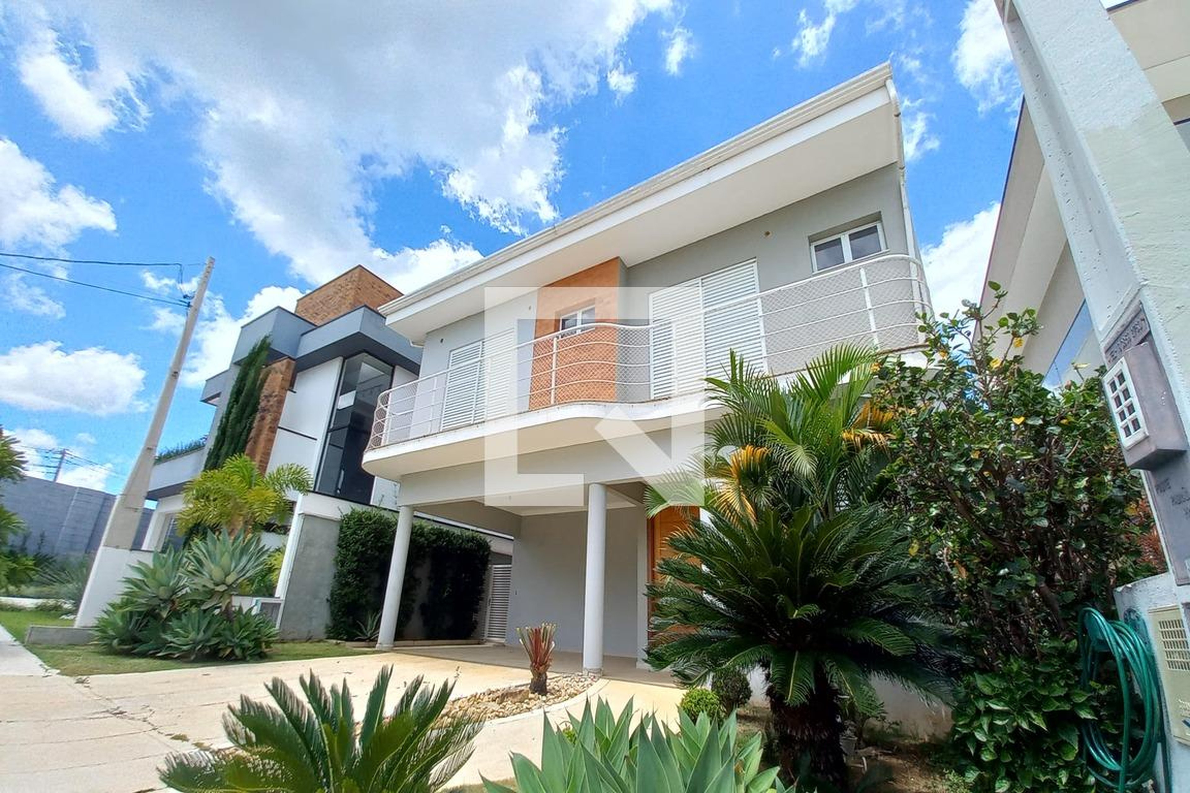 Fachada do Prédio Condomínio Friburgo Swiss Park