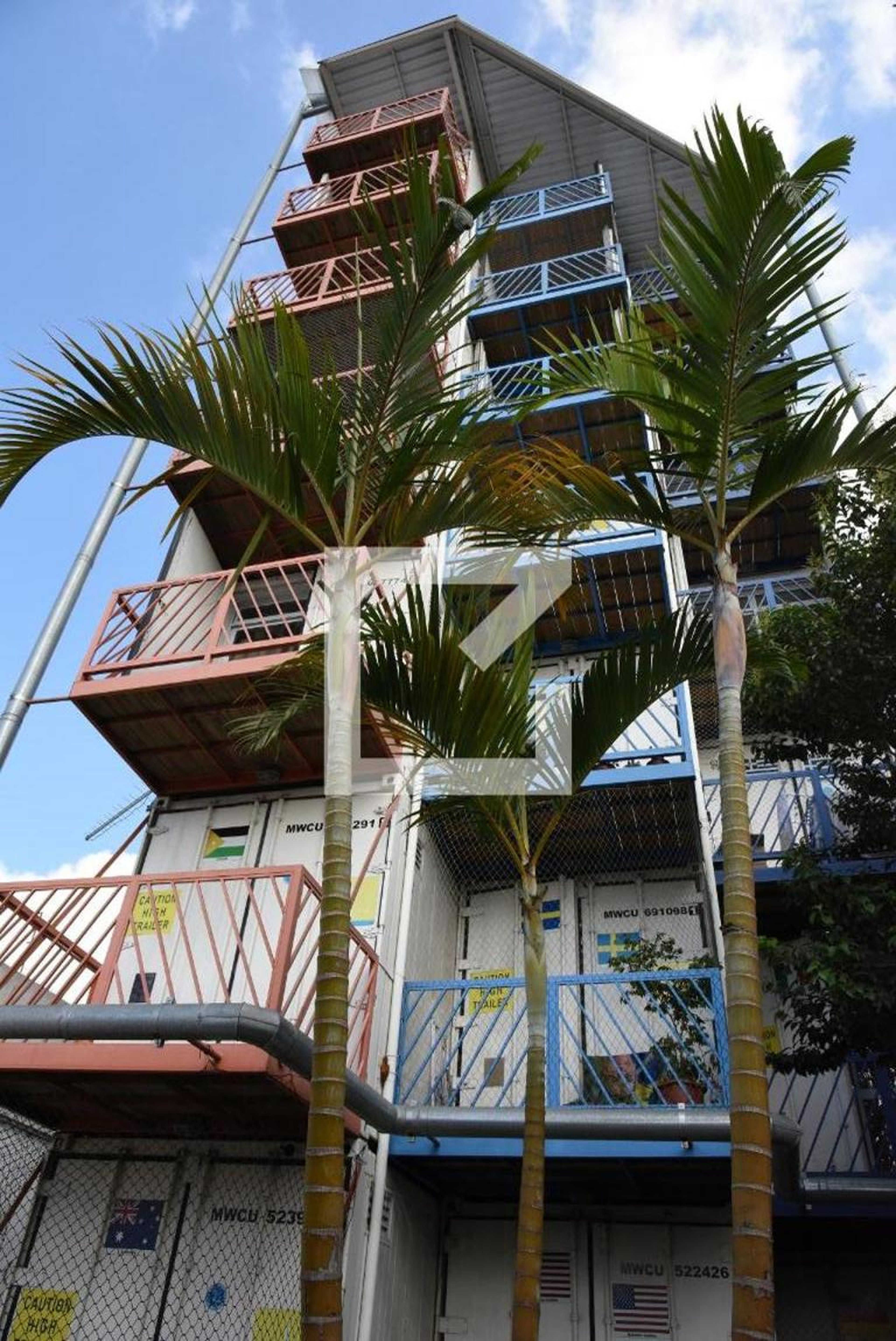 Fachada do Prédio Condomínio NGj De Pinedo