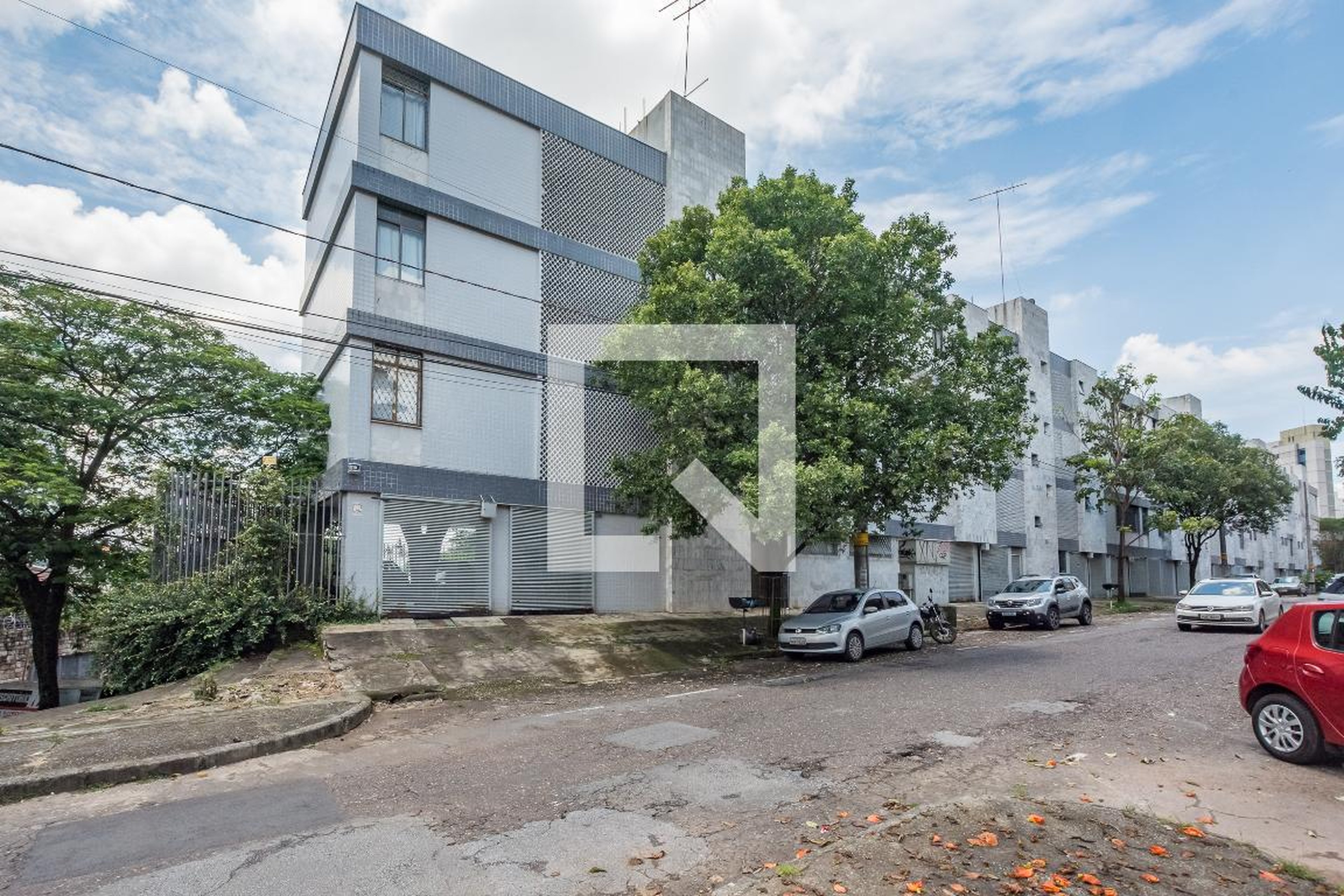 Fachada Condomínio em Rua Afonso XIII, 488