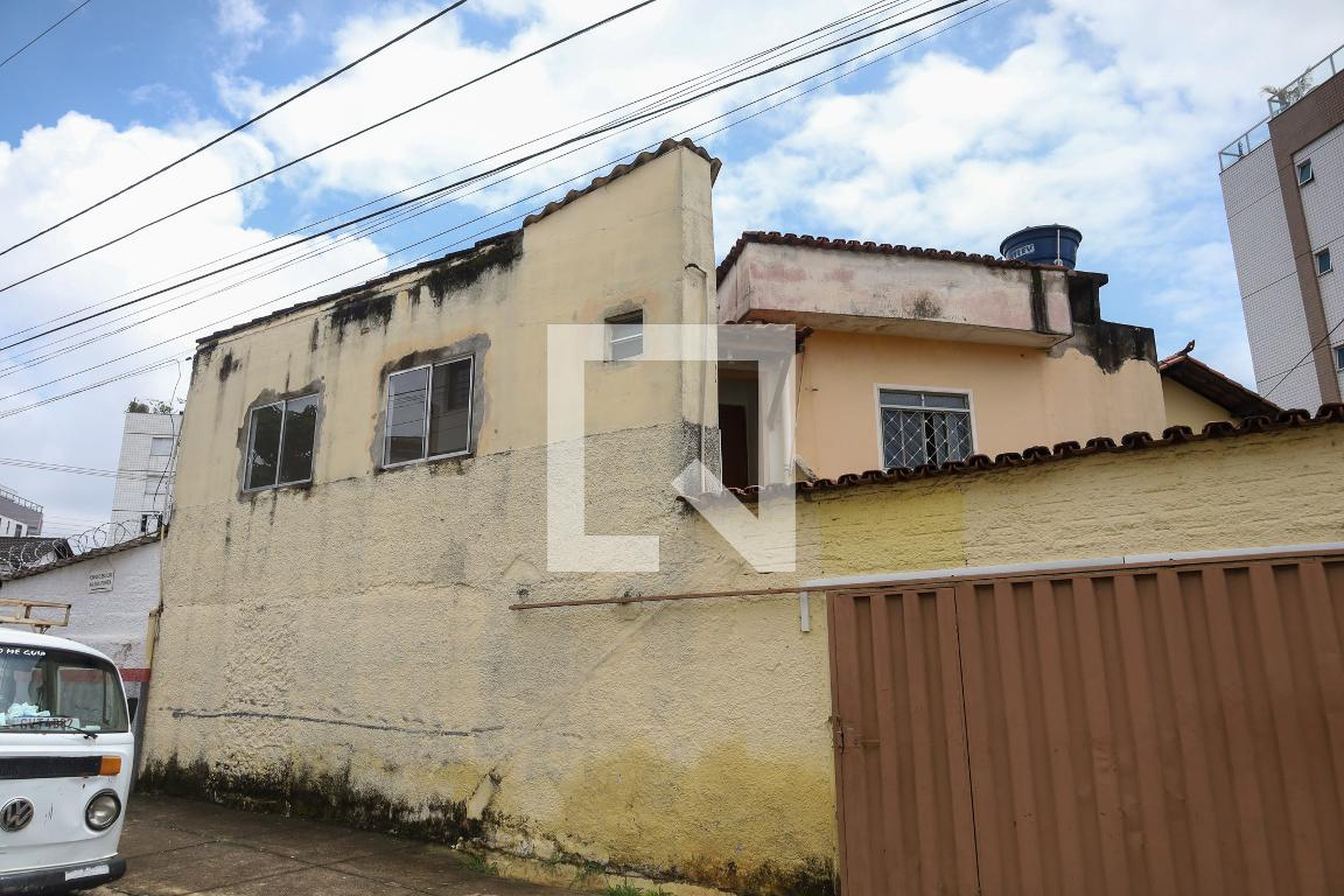 Fachada Condomínio em Rua Belmiro Braga, 379