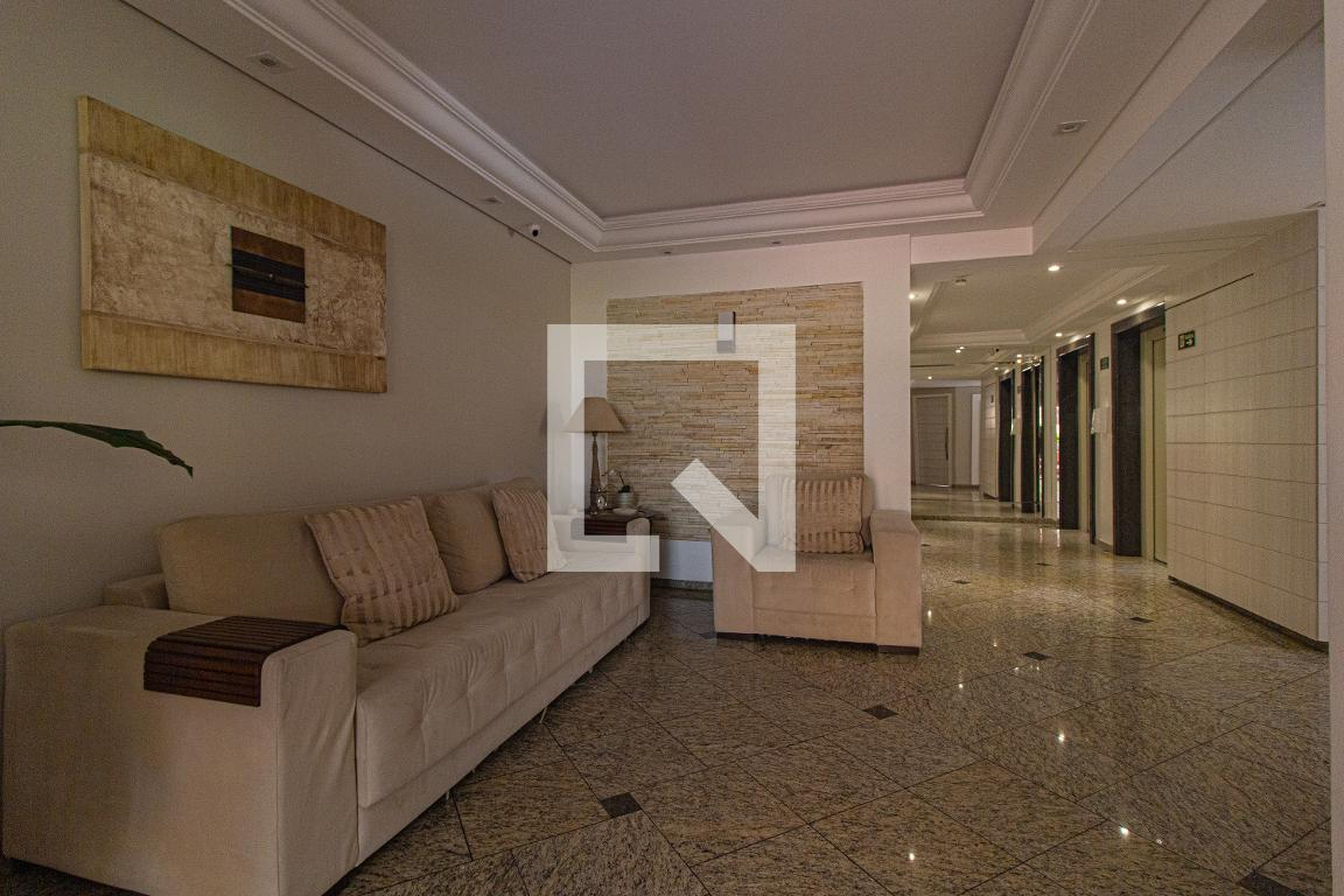 Hall Condomínio em Rua Emílio Cornelsen, 570