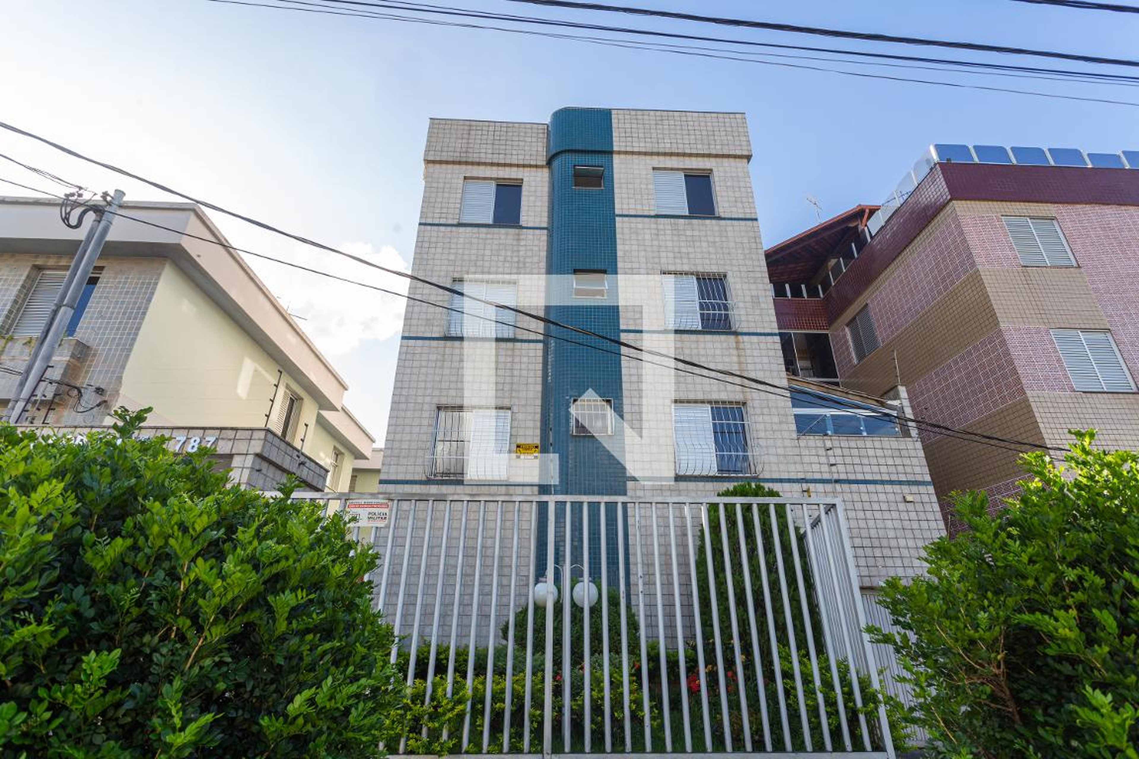 Fachada Condomínio em Rua Coronel Jaíro Pereira, 787