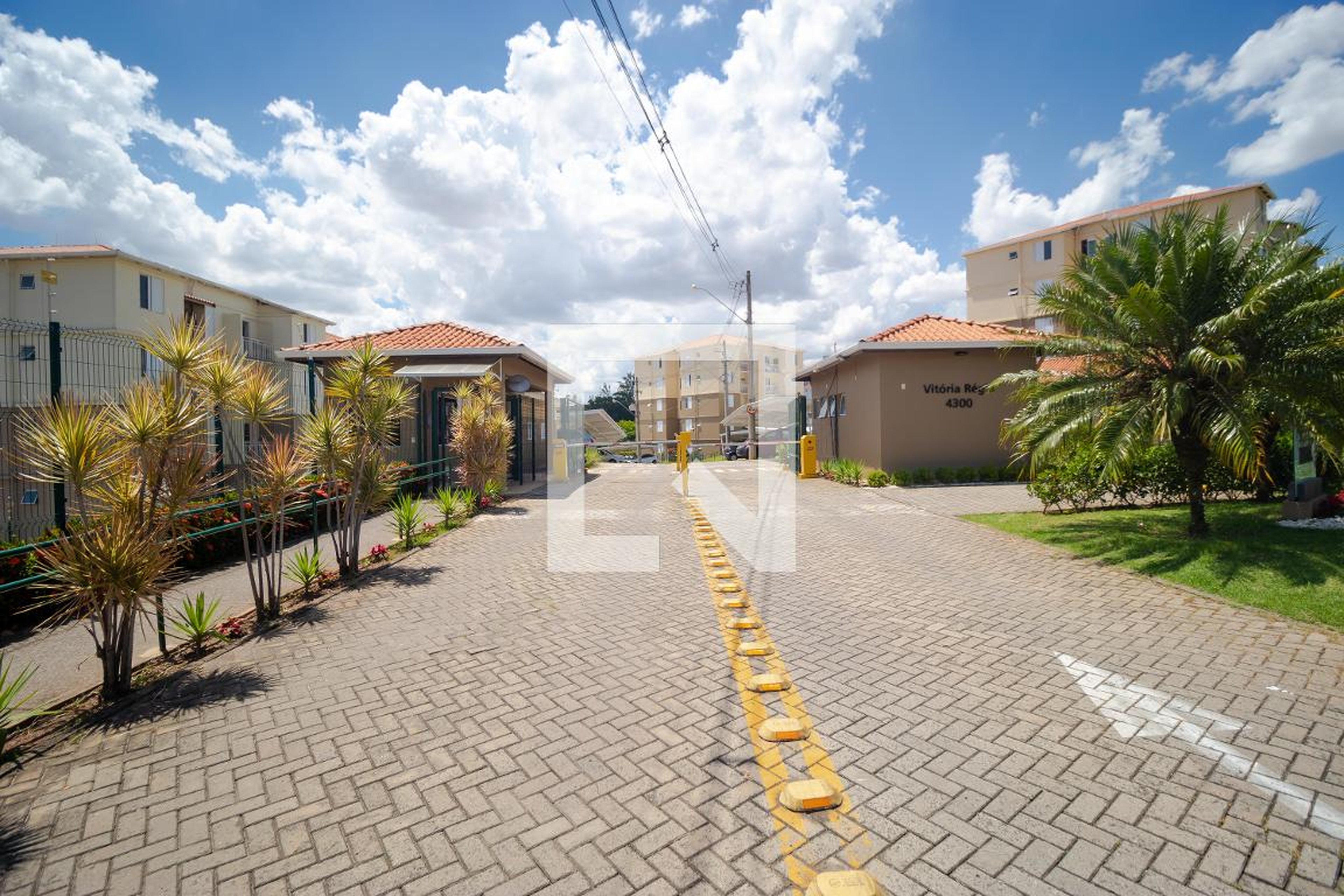 Fachada Condomínio Vitória Régia