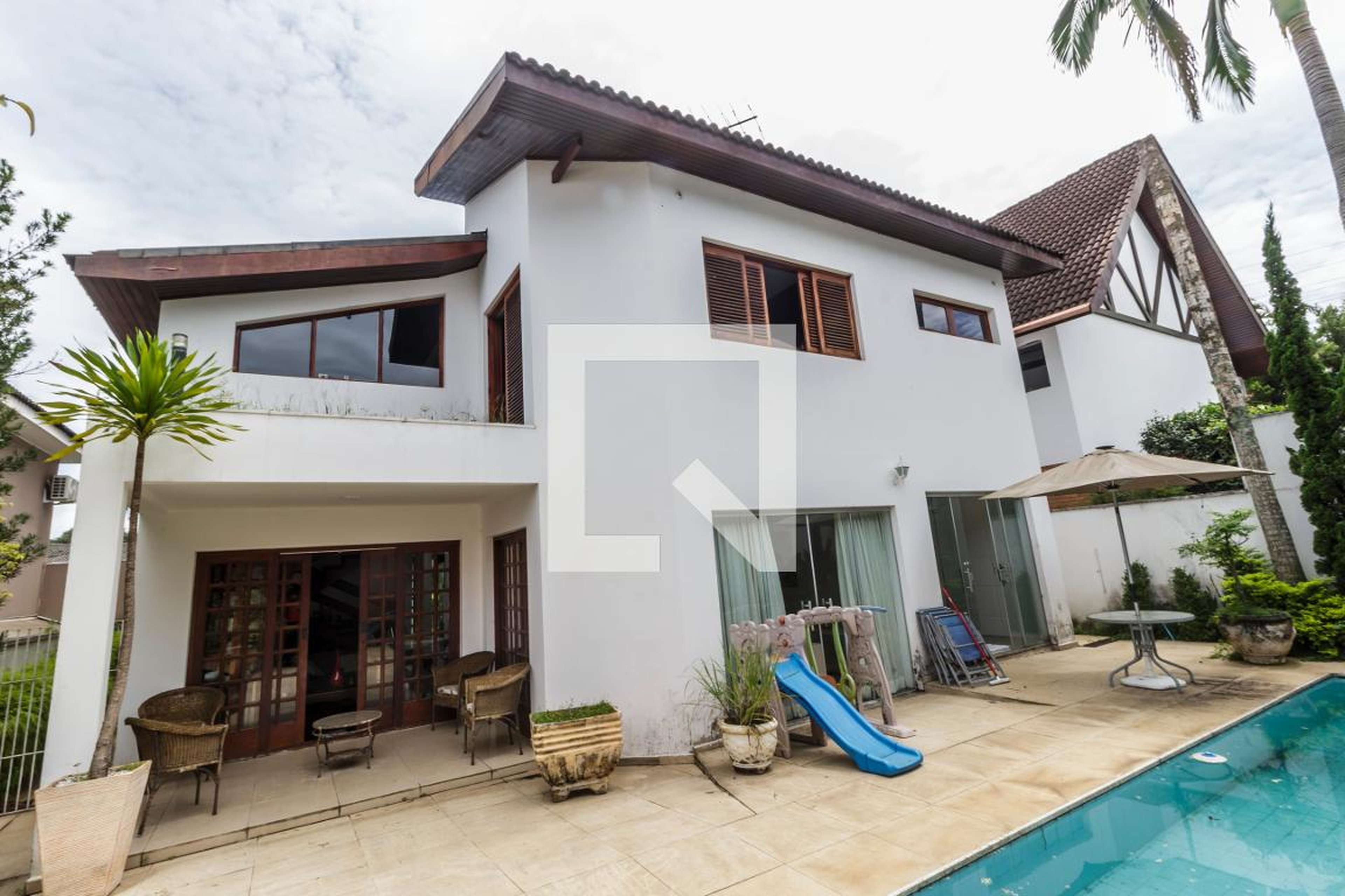 Fachada Condomínio em Alameda das Bétulas, 79