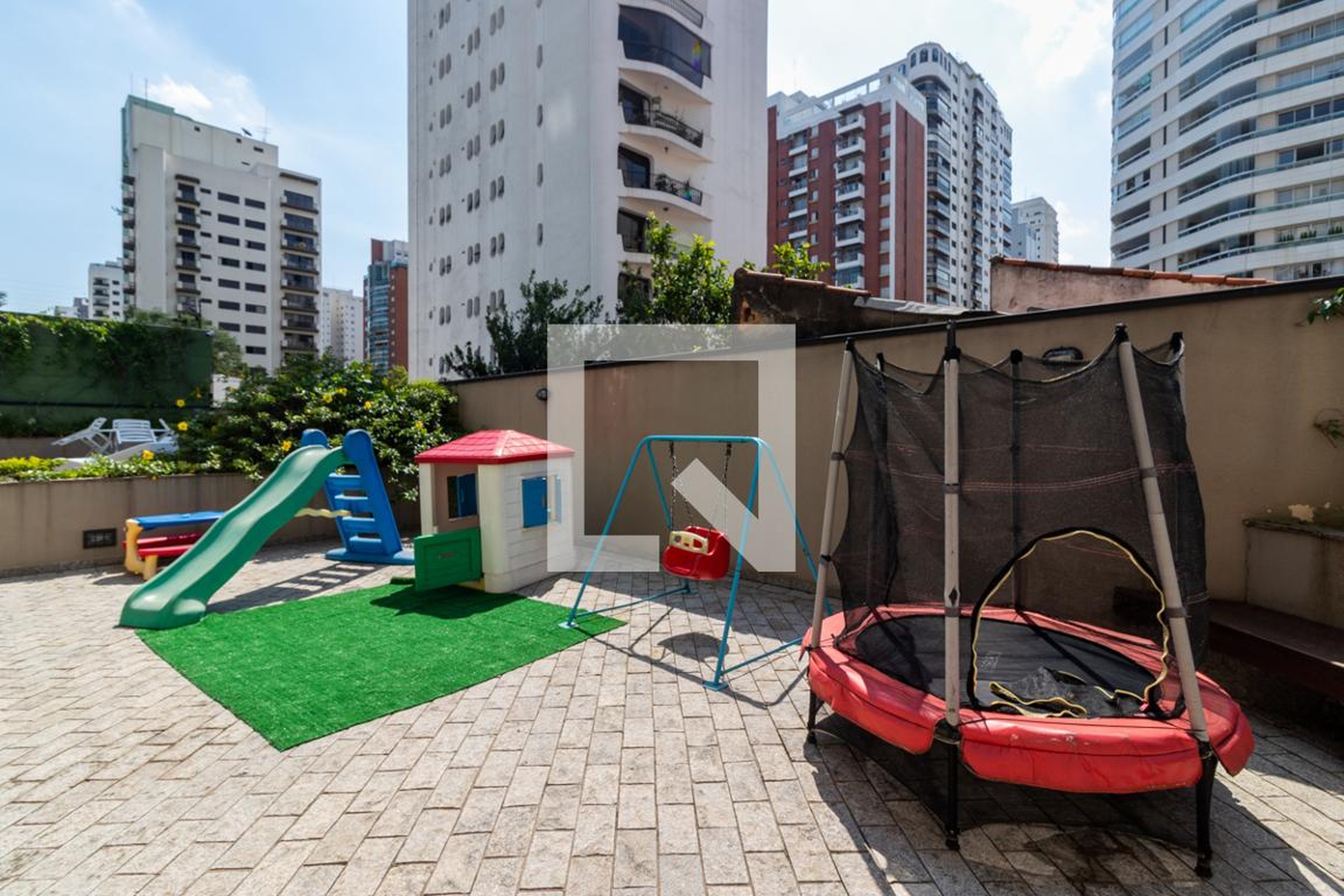 Playground - Ilha de Creta