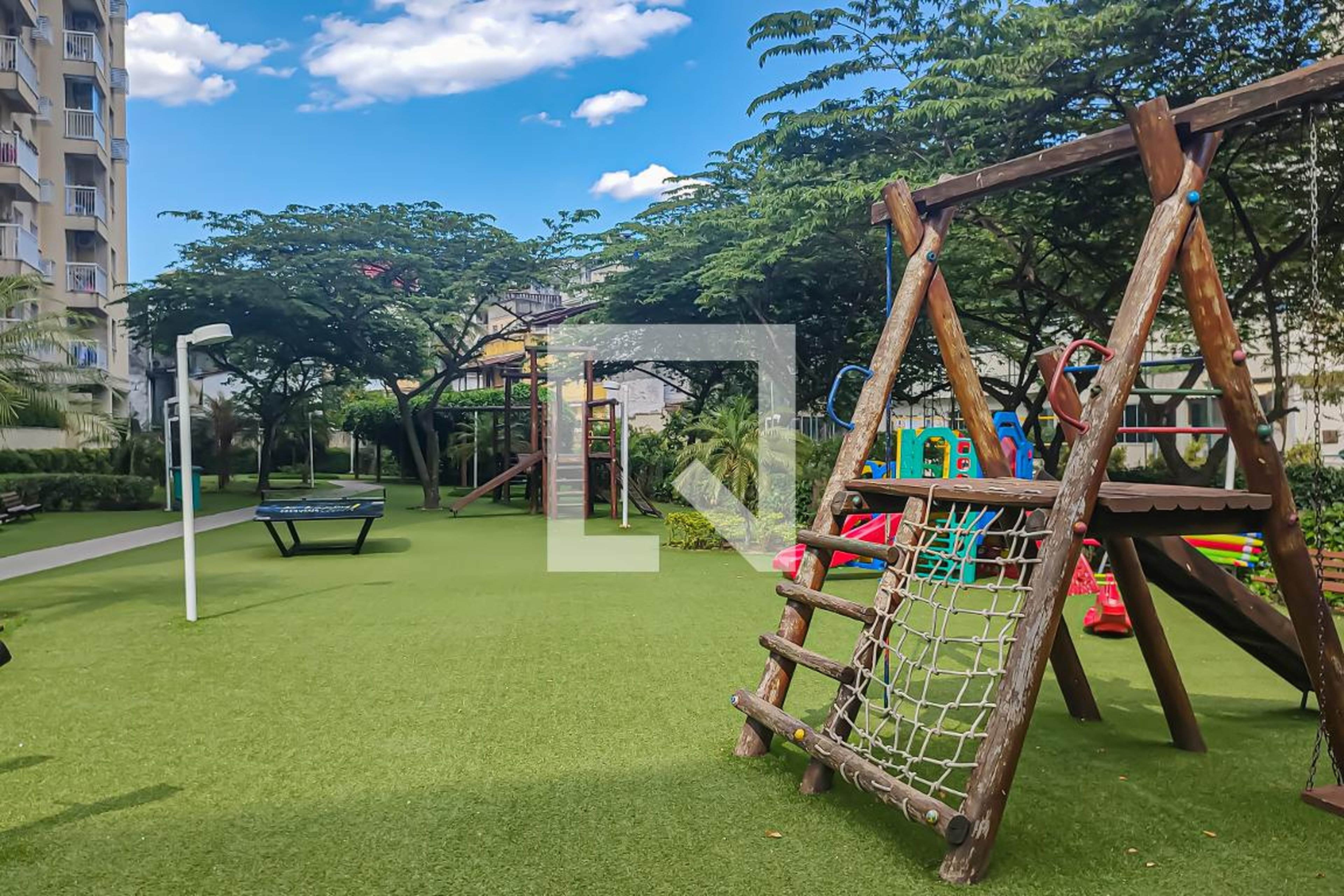 playground - Be Happy