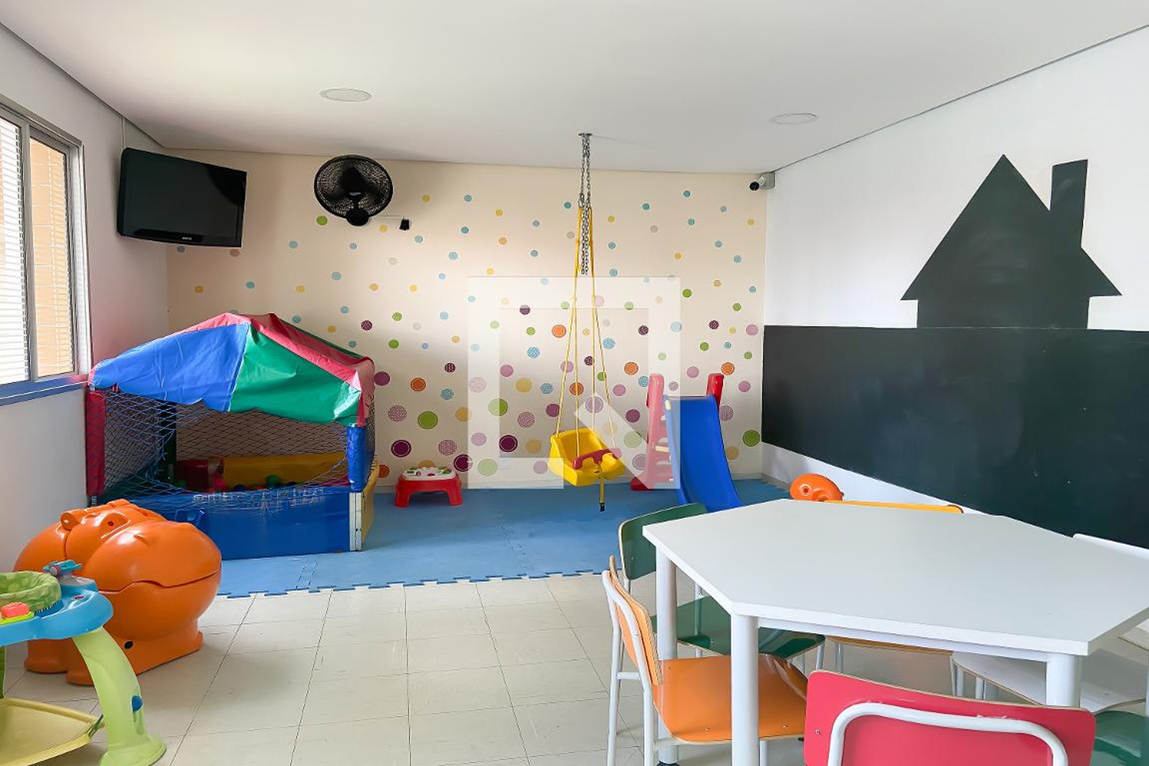 Brinquedoteca Condomínio em Rua Willis Roberto Banks, 601