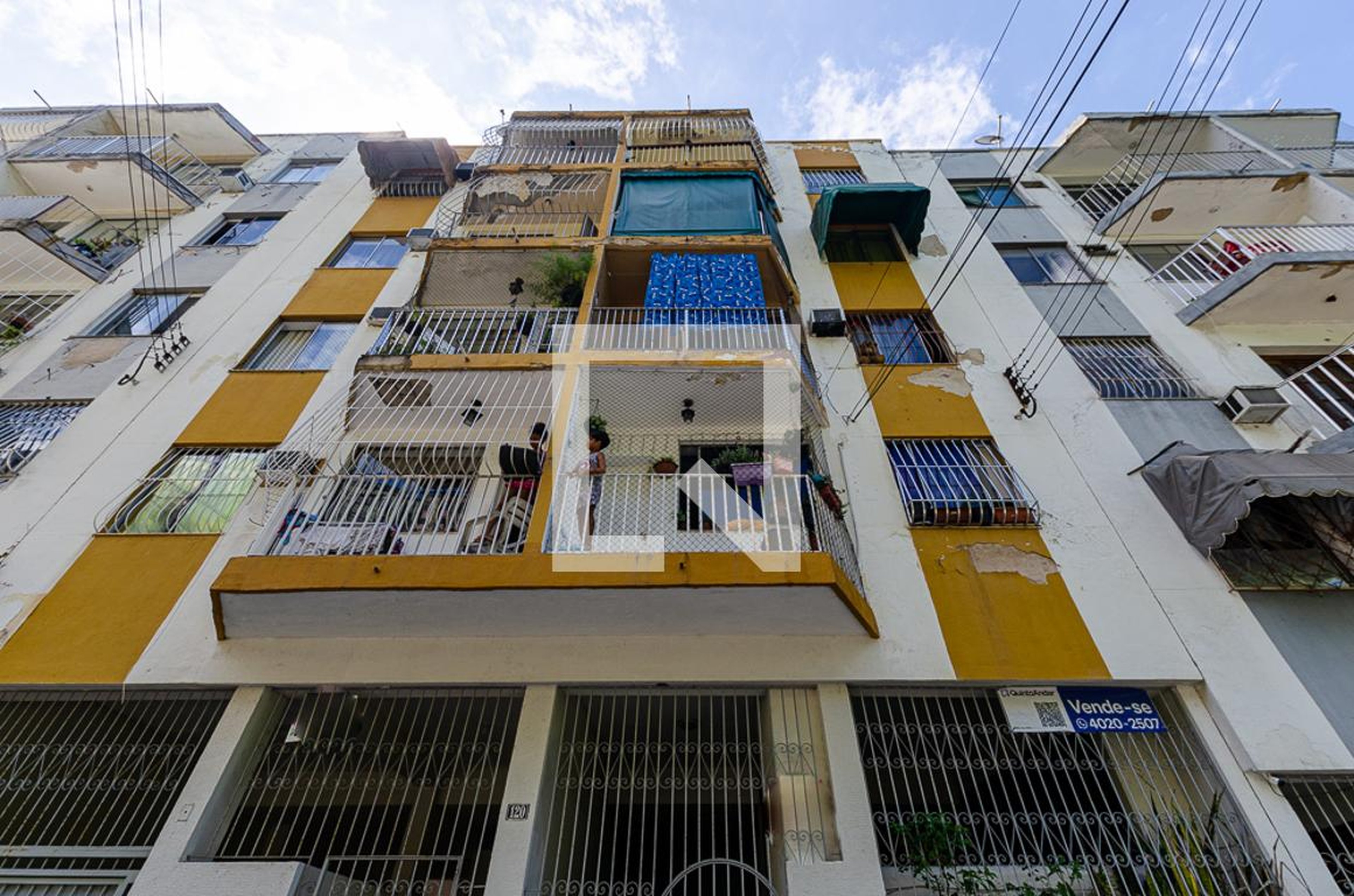 Fachada Condomínio em Rua Ilka Brasil Barbosa, 120