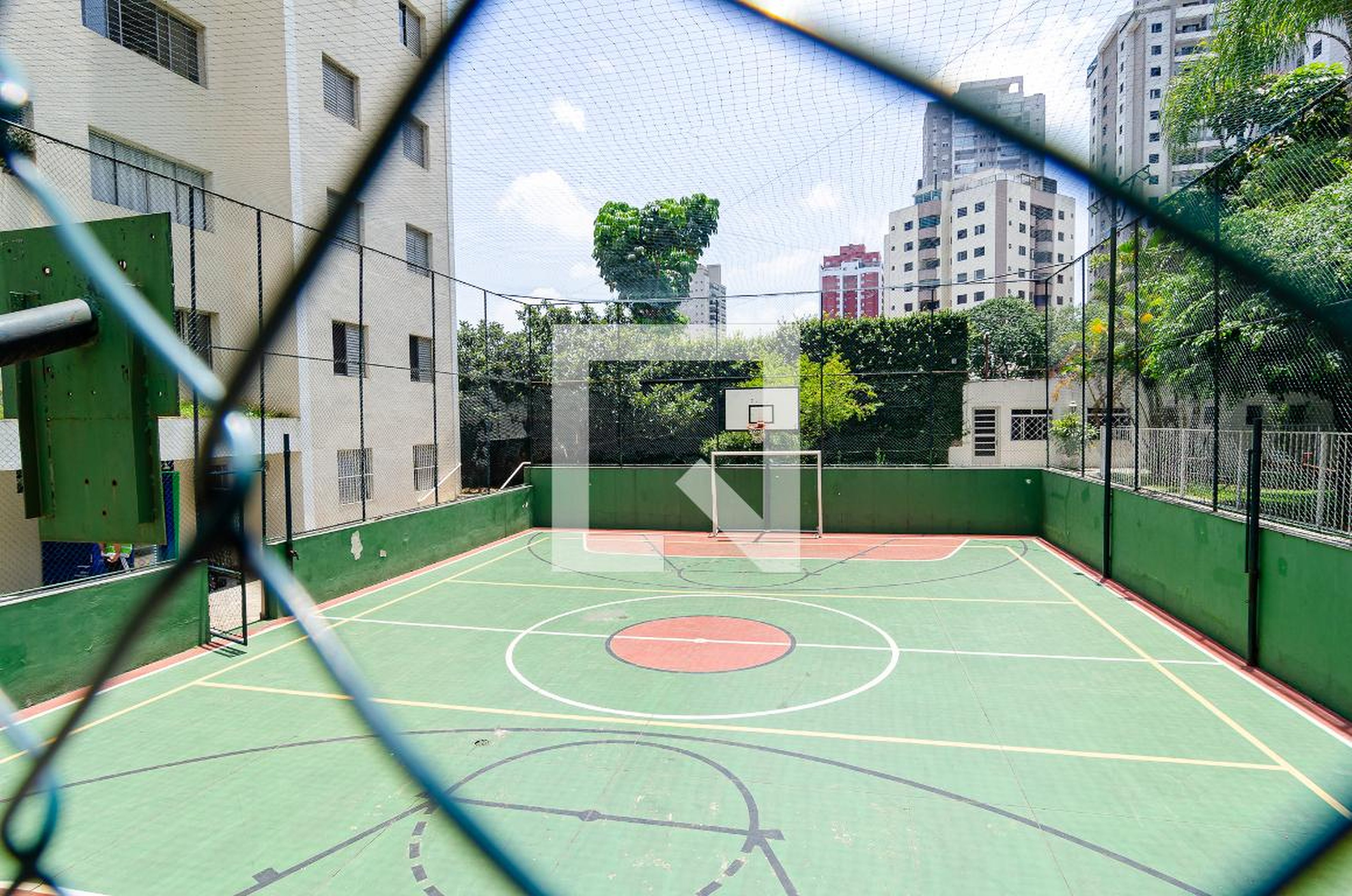 Quadra - Edifício Parc Saint Bernard e Parc Saint Michel