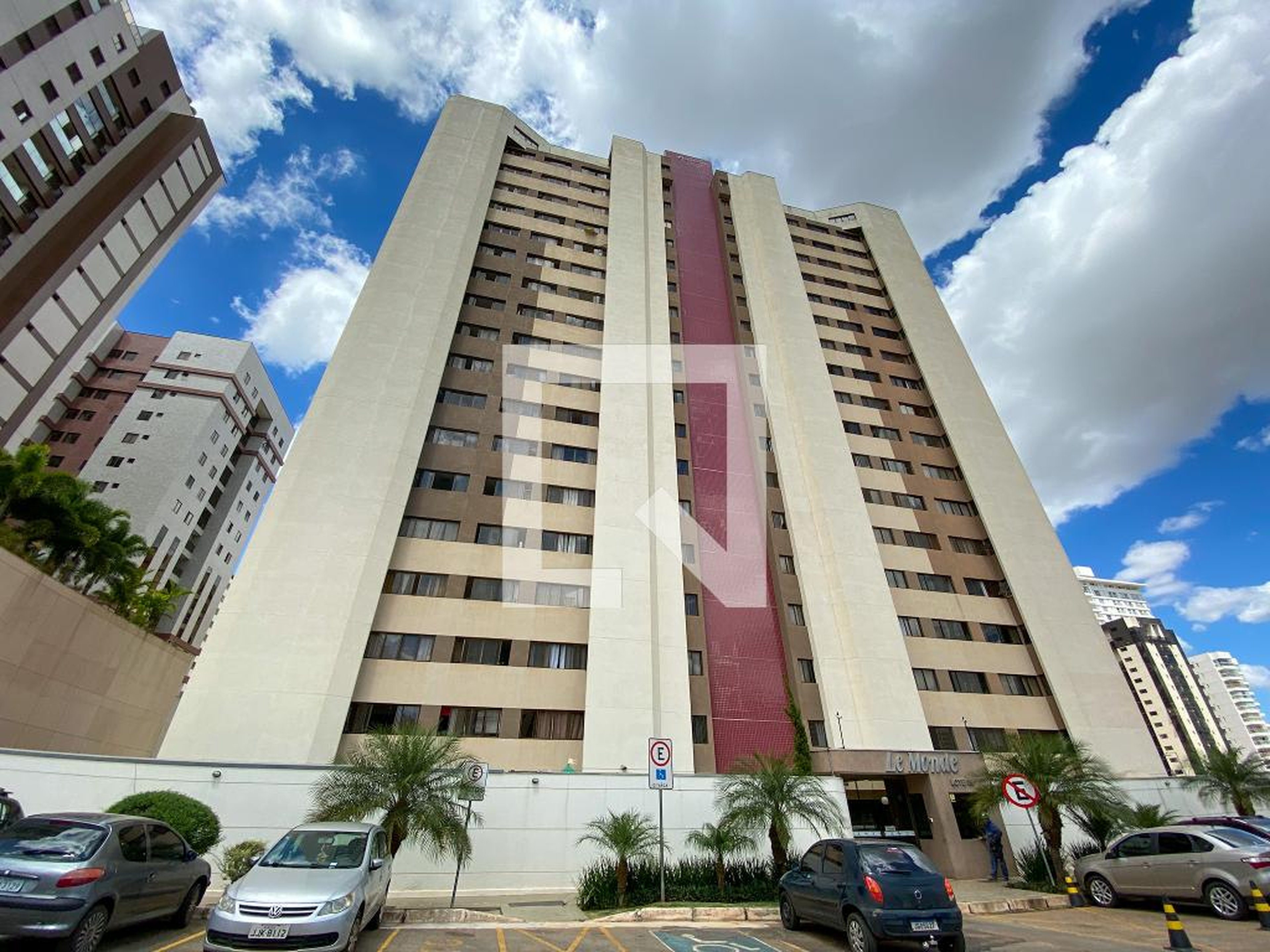 Fachada Condomínio Le Monte