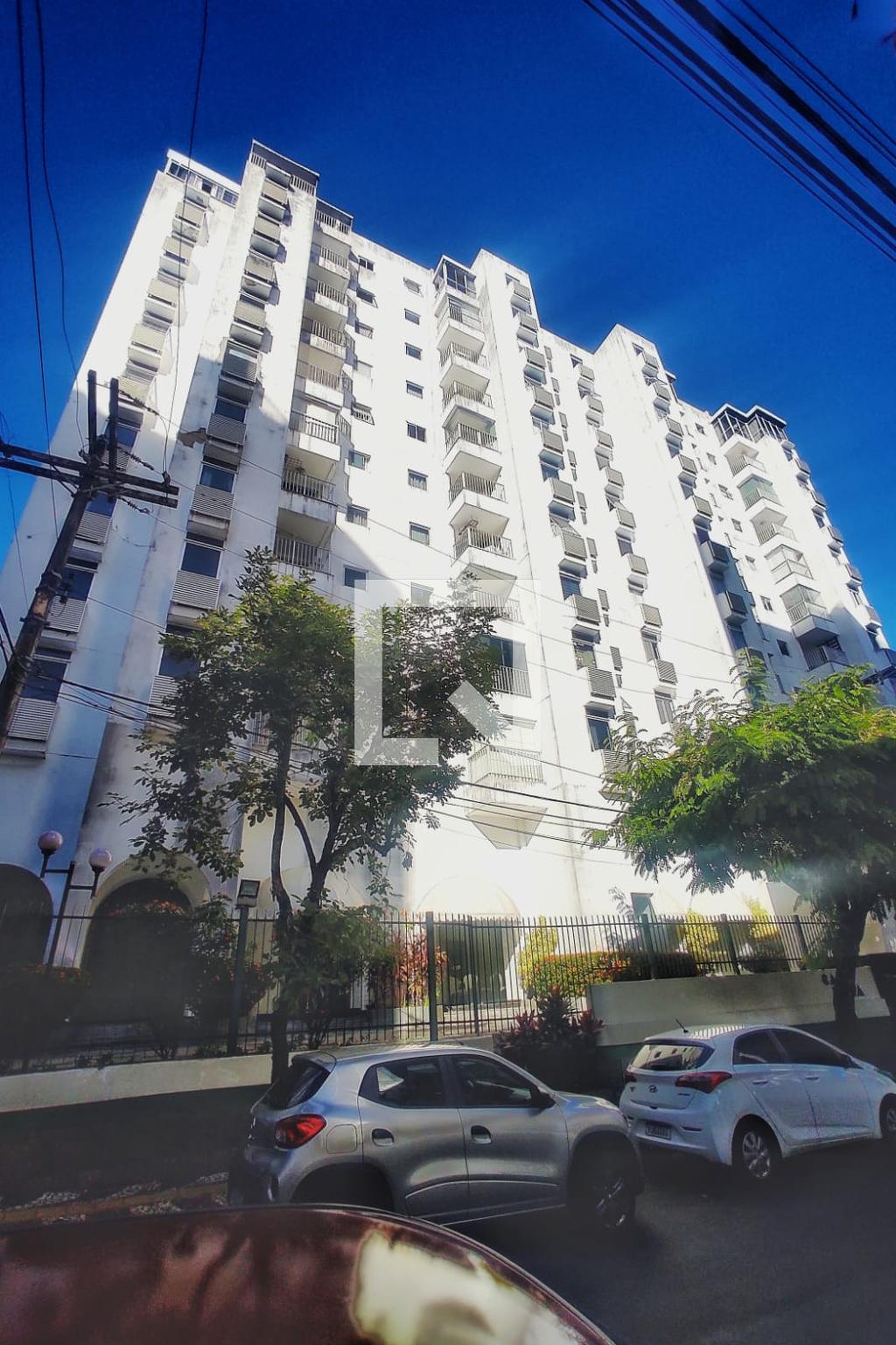 Fachada do Condomínio Condomínio Saint Michel