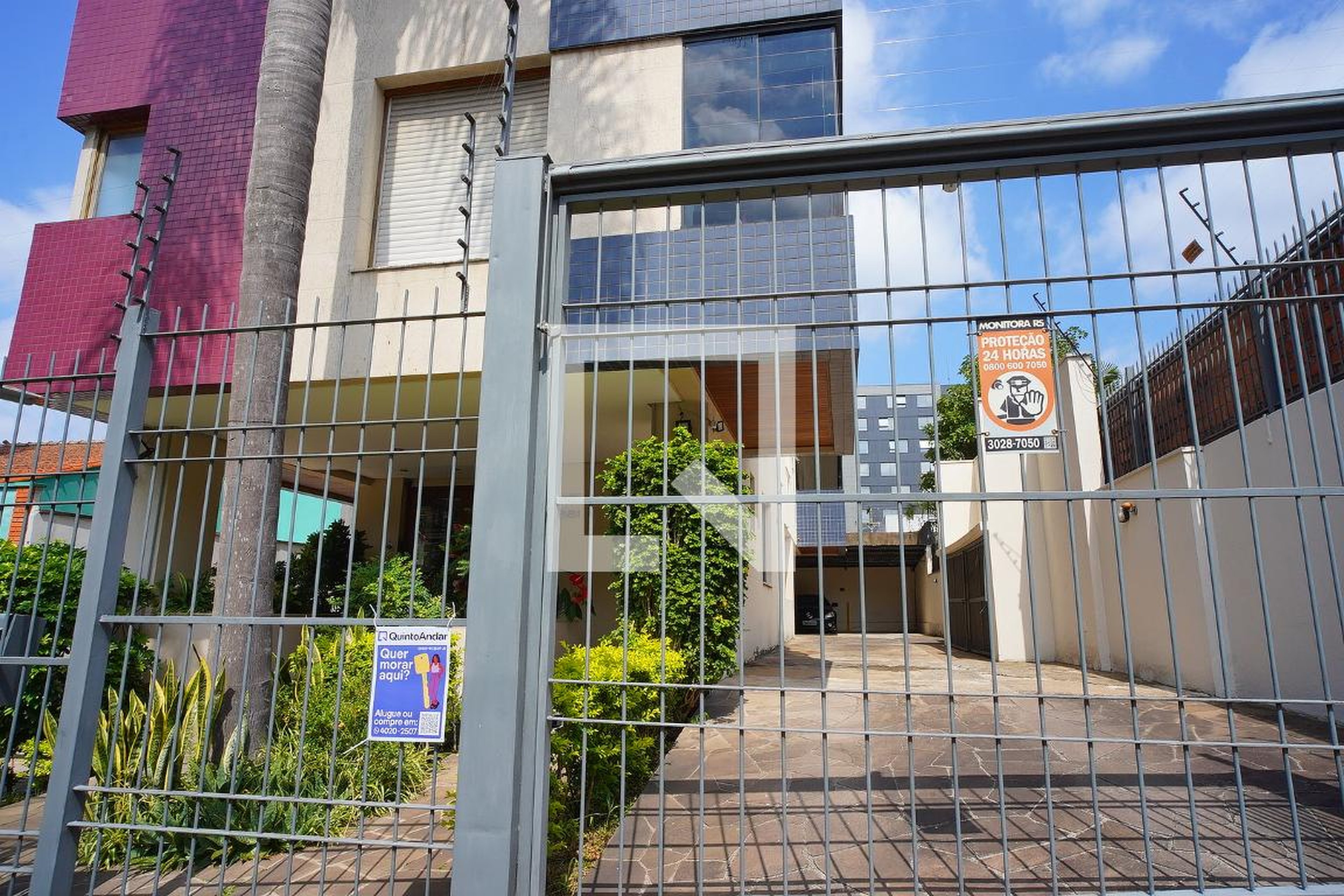 Fachada do Prédio Condomínio Geneve