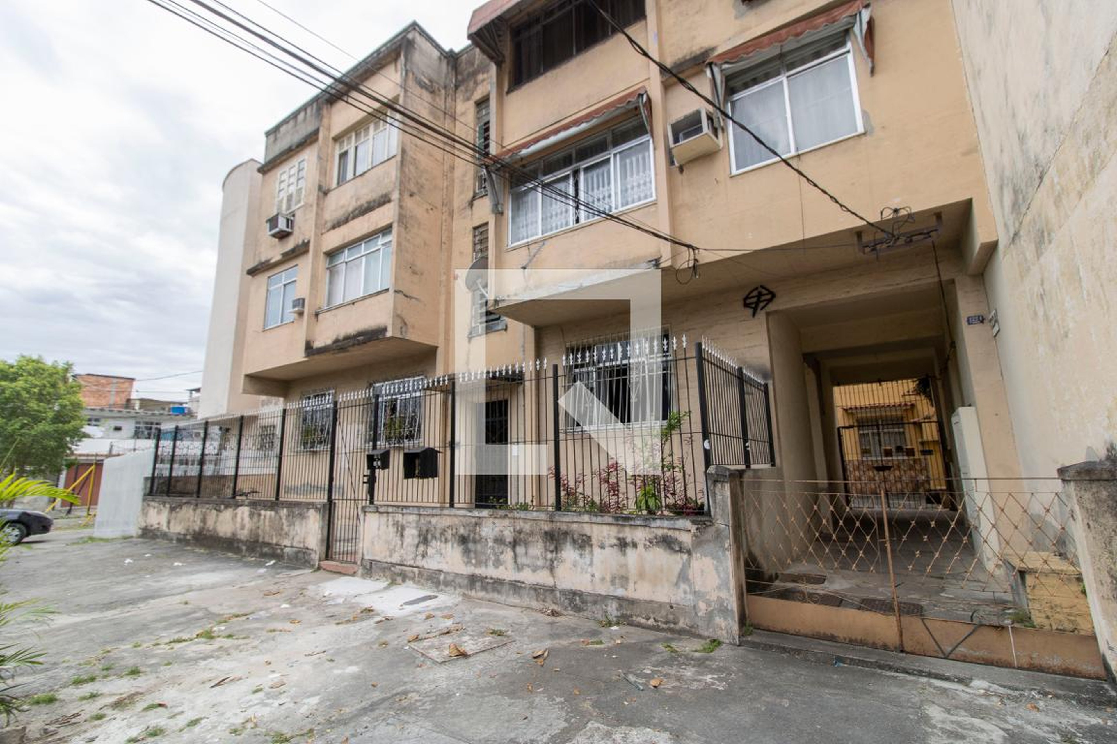 Fachada Condomínio Dona Isabel