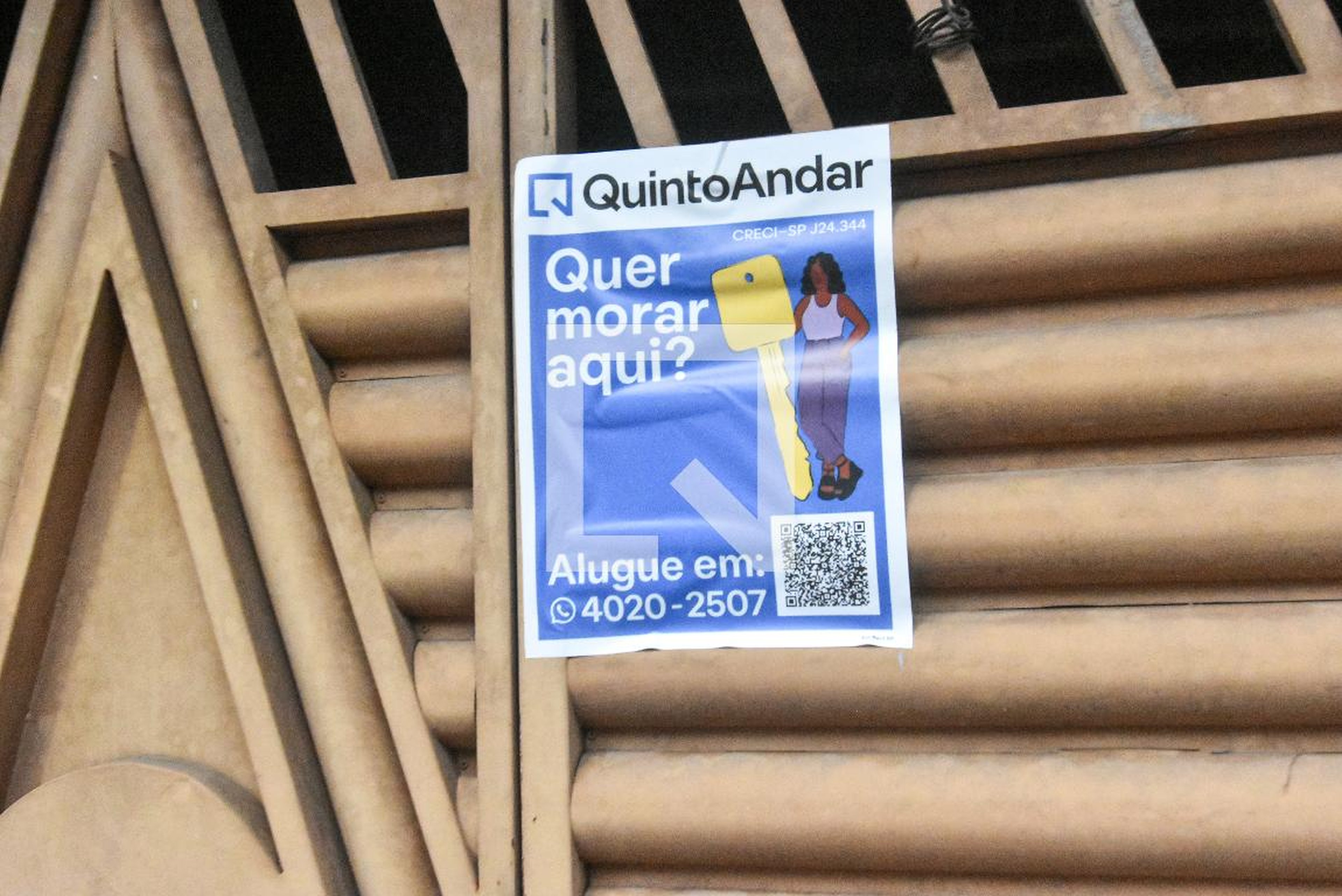 Fachada Condomínio em Rua Gargaú, 246