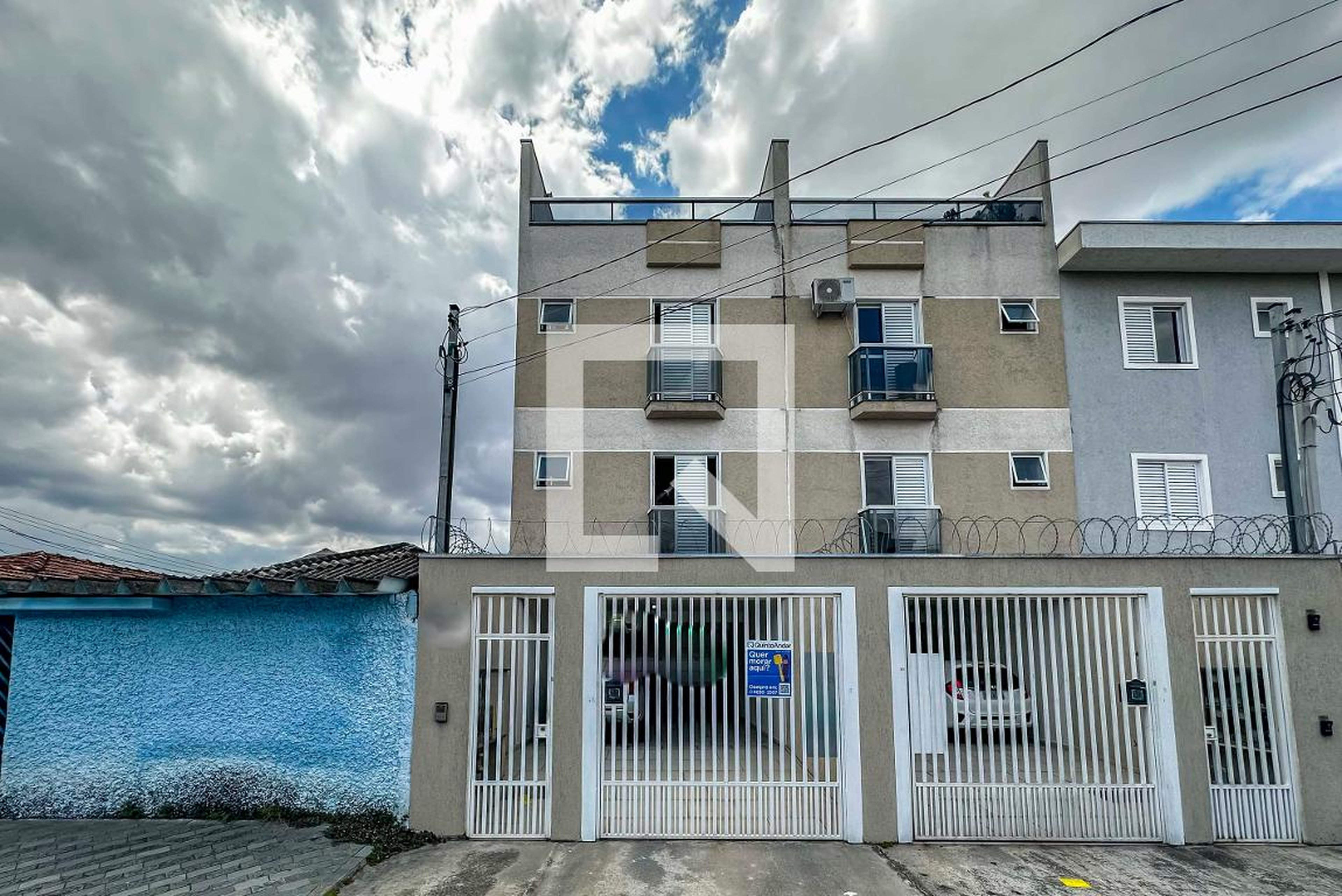 Fachada Condomínio em Rua Felício Pedroso, 713