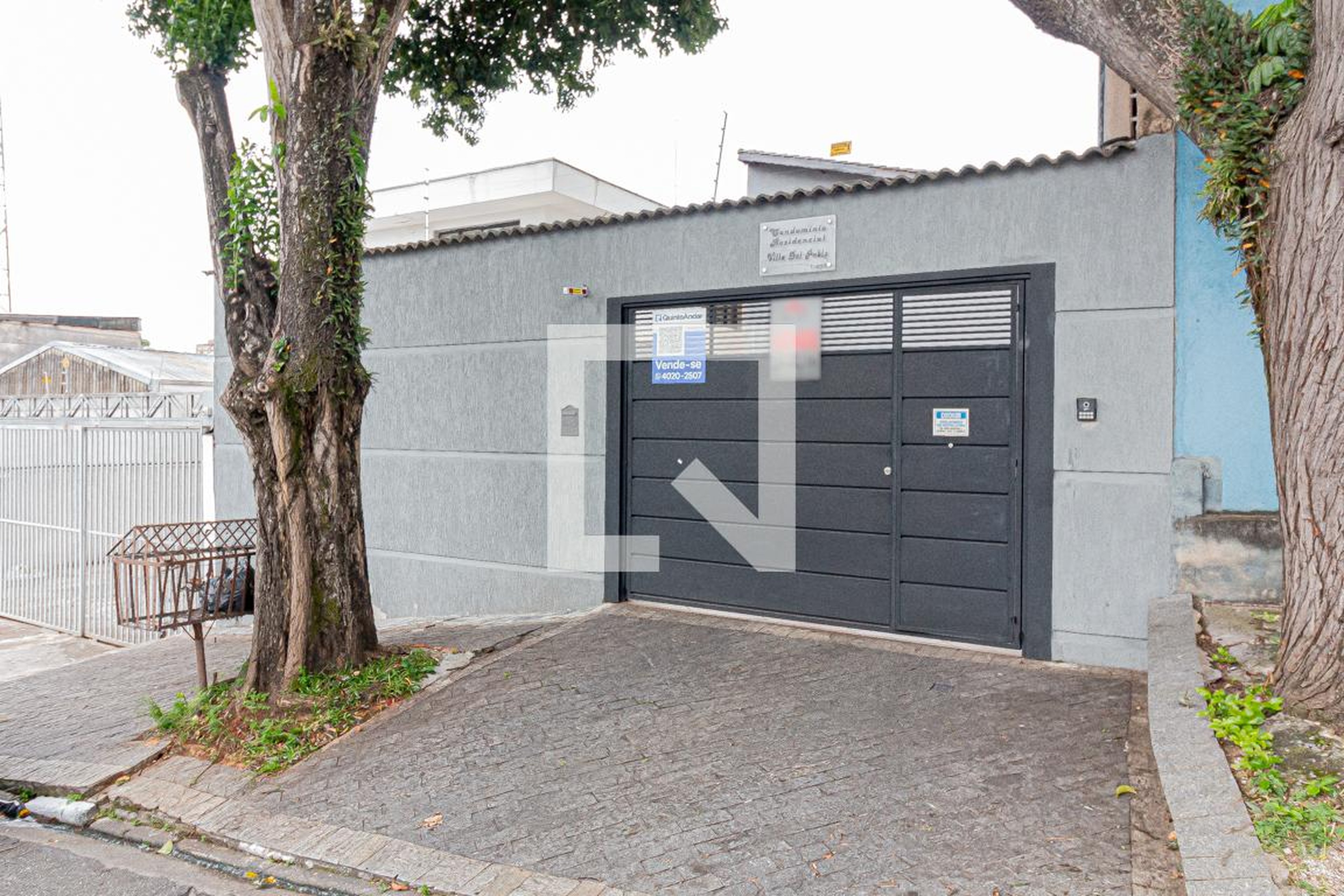 Fachada Condomínio em Rua Santo Henrique, 1092