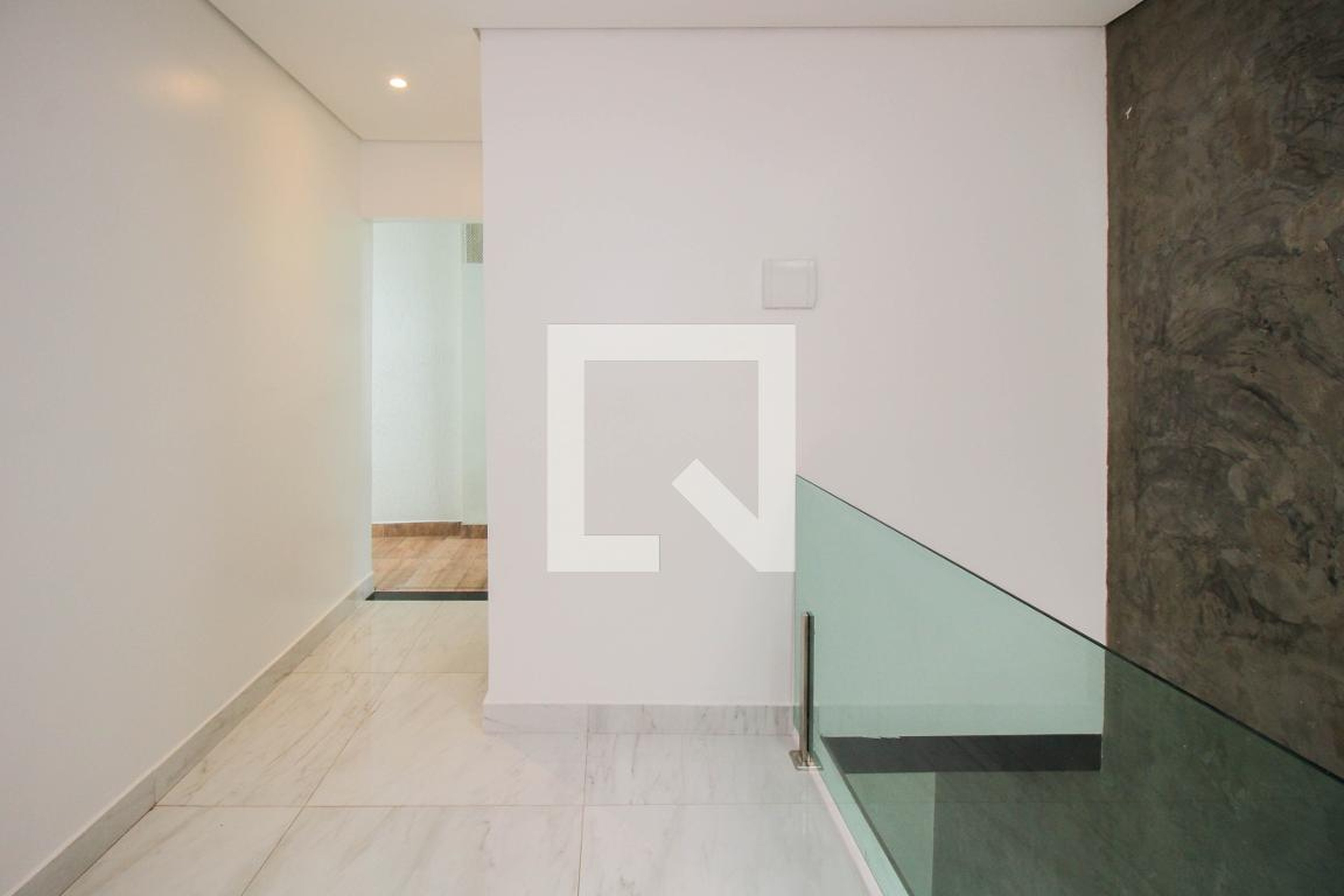 Hall - null