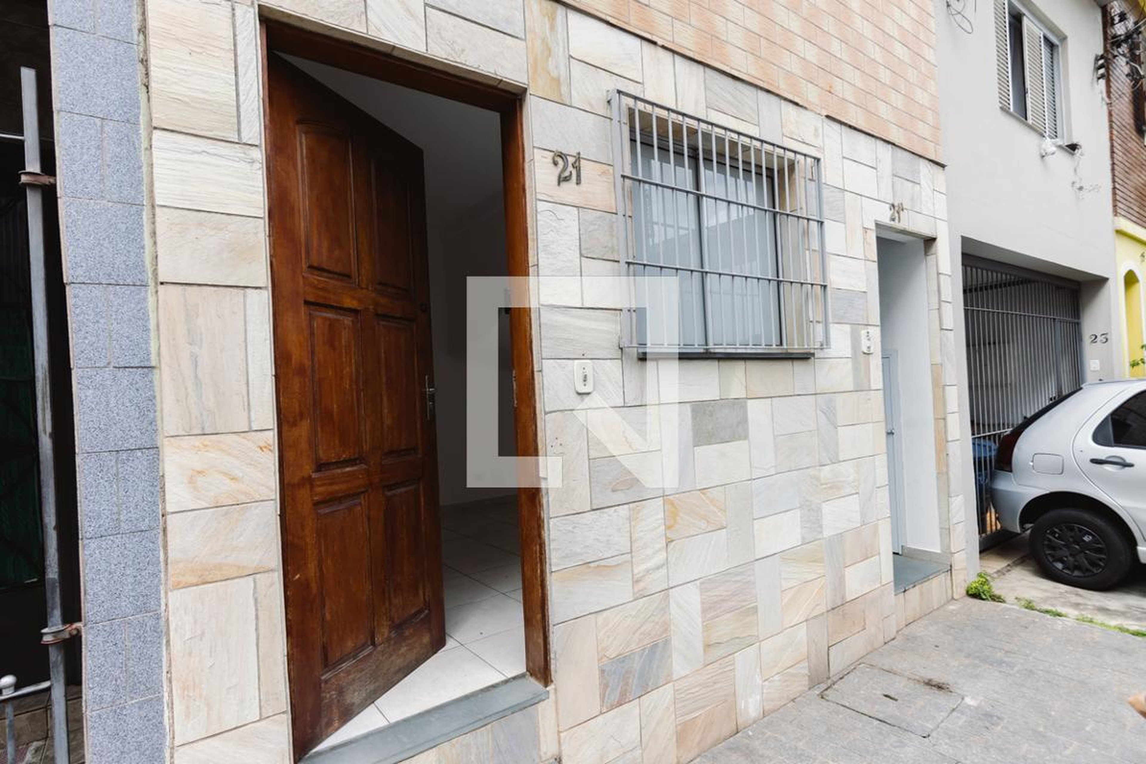 Fachada Condomínio em Rua Padre Edgar de Aquino Rocha, 21