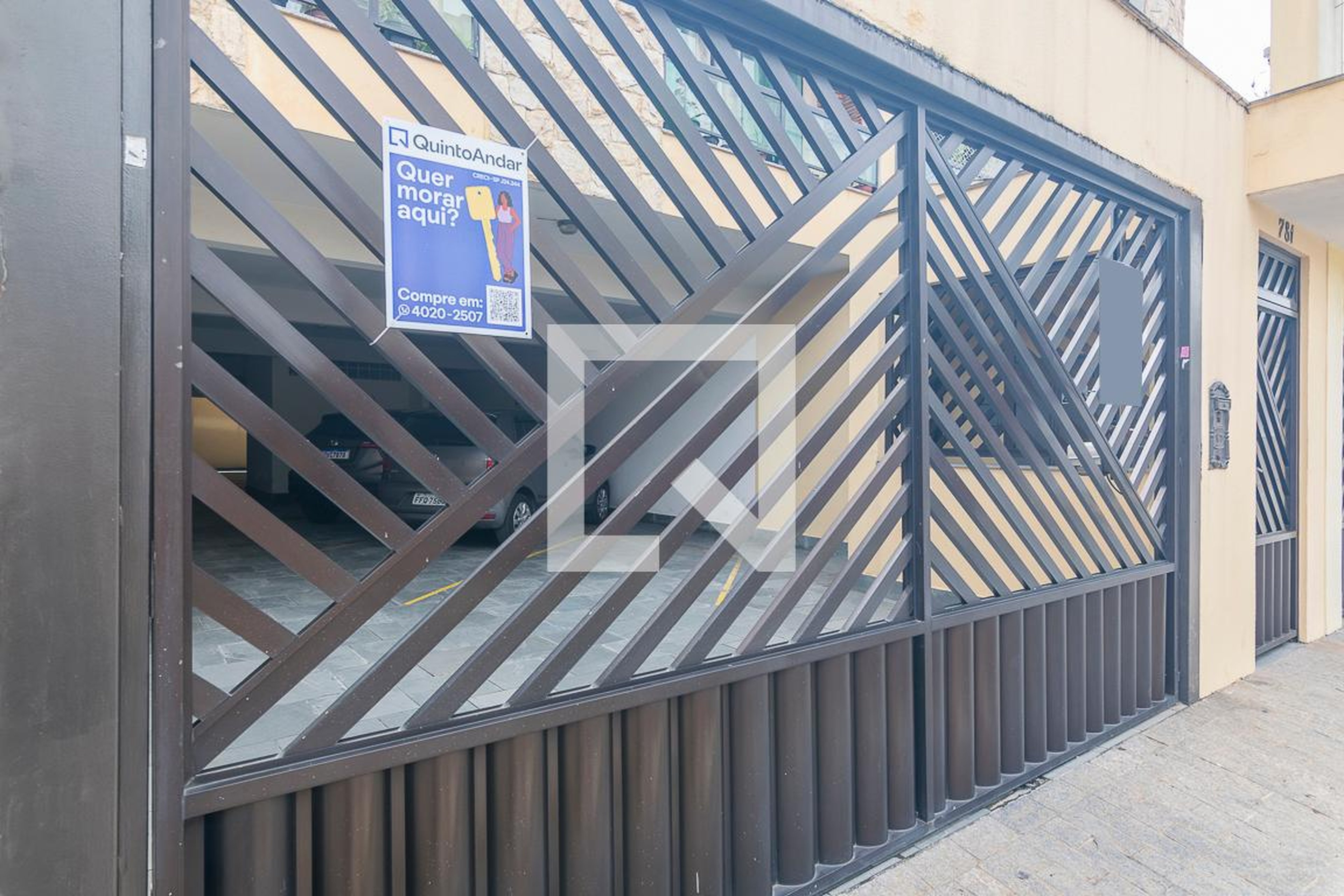 Fachada Condomínio em Rua Rio Grande, 781