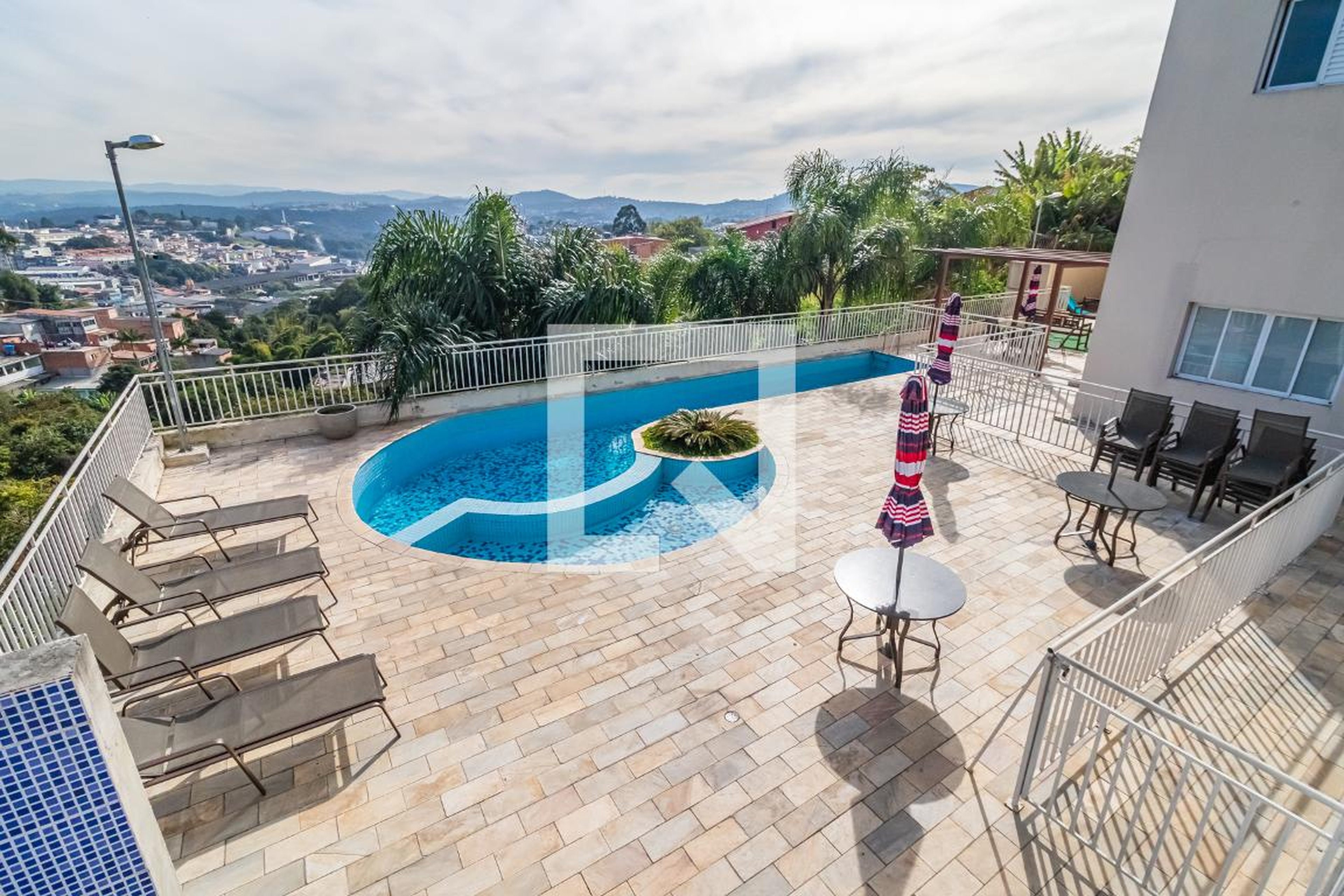 Área Comum - Maria Fernanda