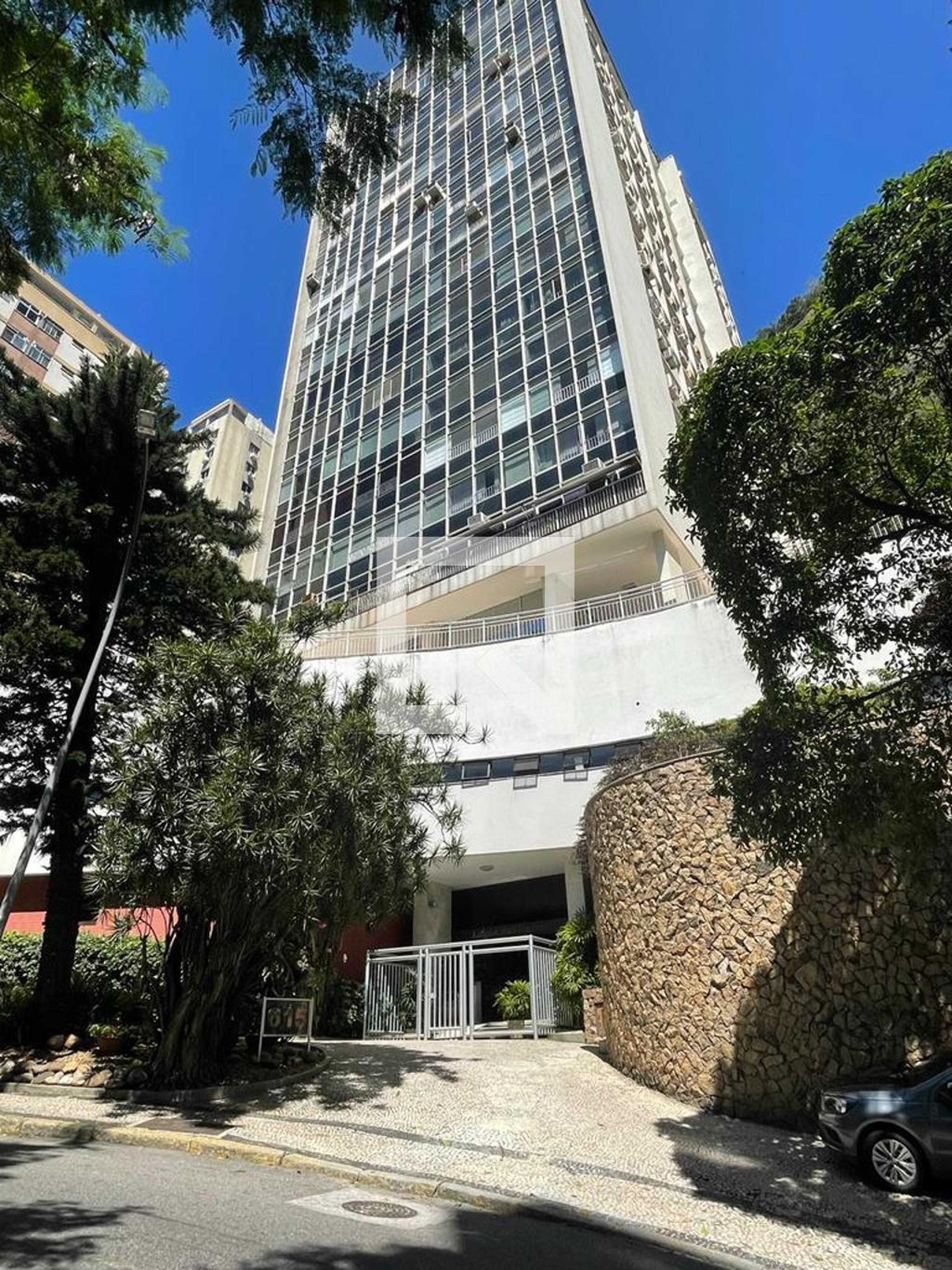 Fachada do Prédio Condomínio Lagoa das Raízes