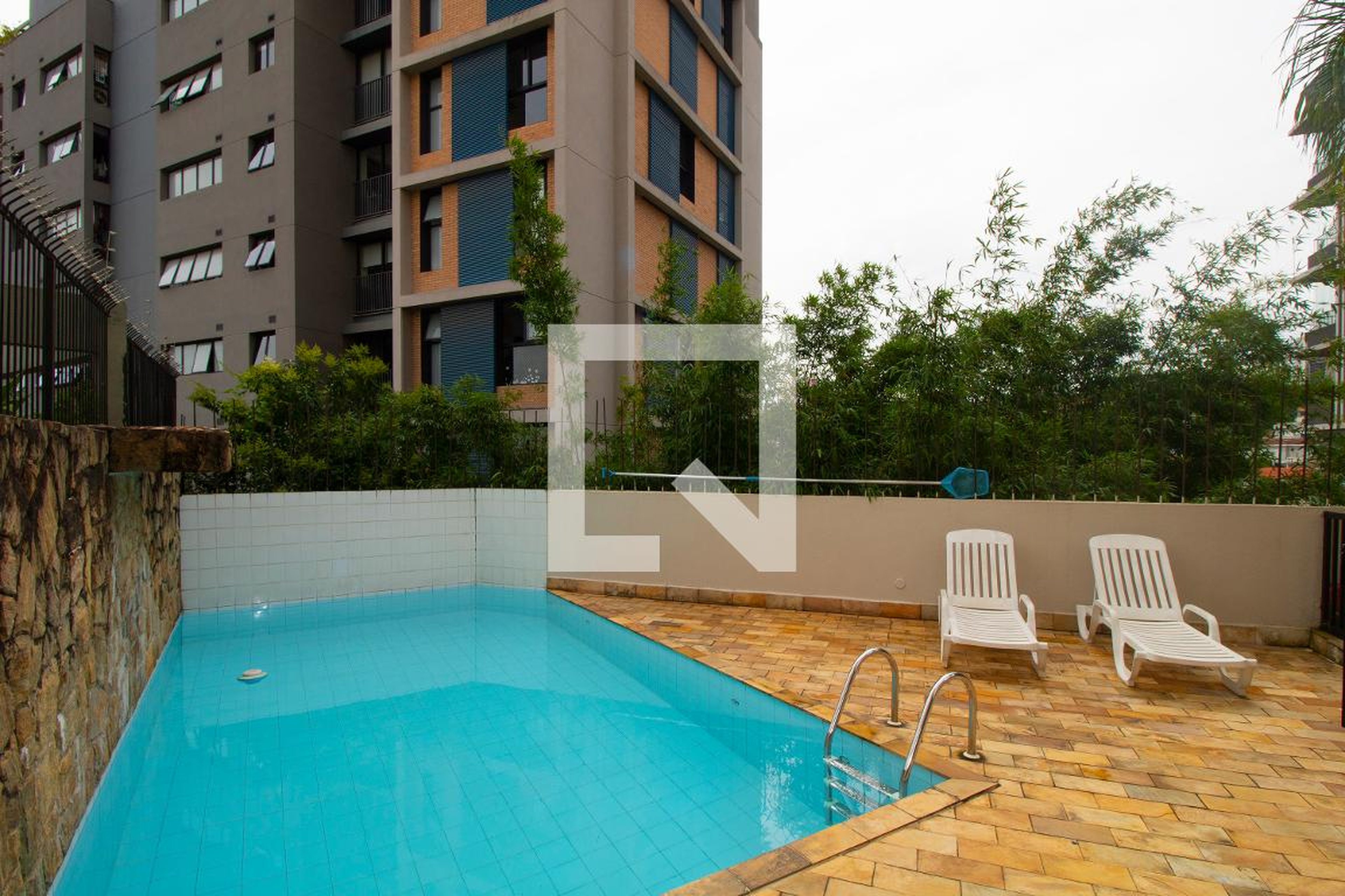 Piscina - Espaço dos Pinheiros