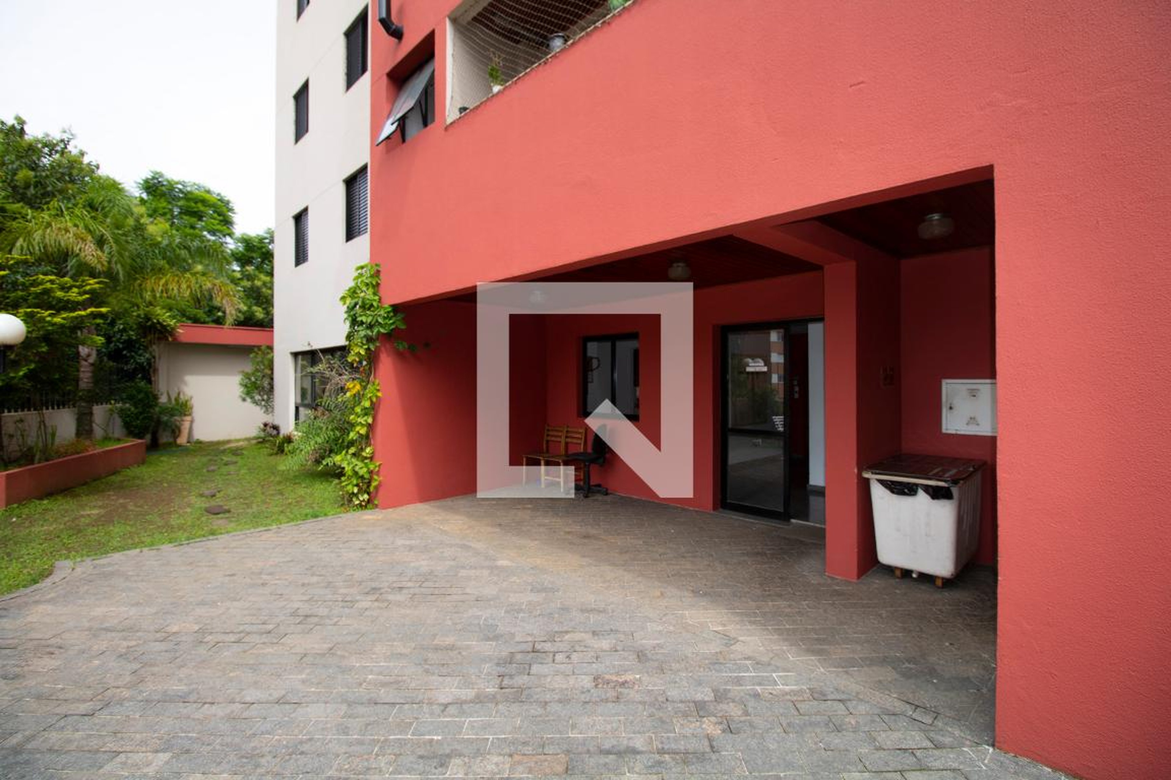 Hall de entrada - Espaço dos Pinheiros