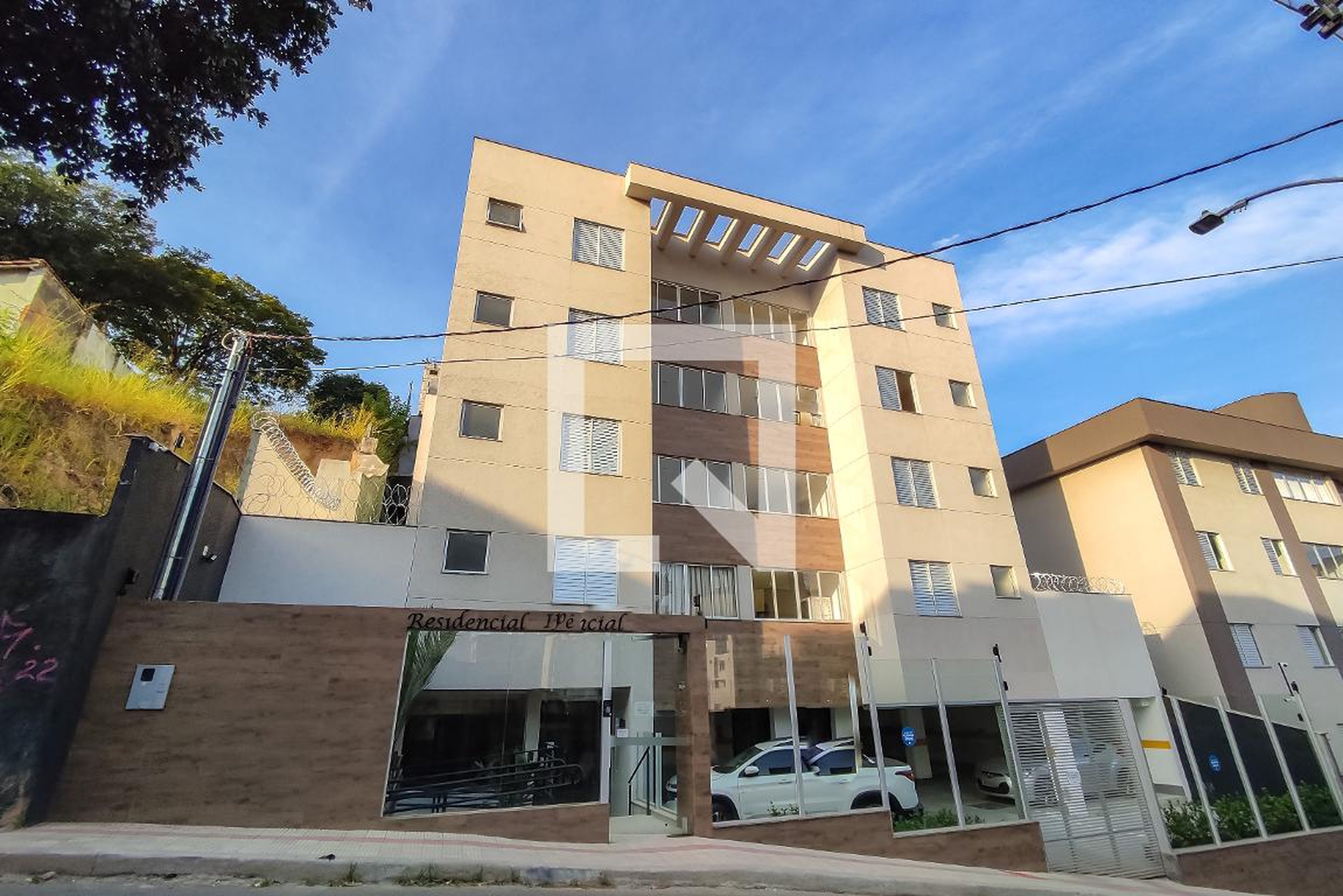 Fachada Condomínio em Rua Chefe Pereira, 520