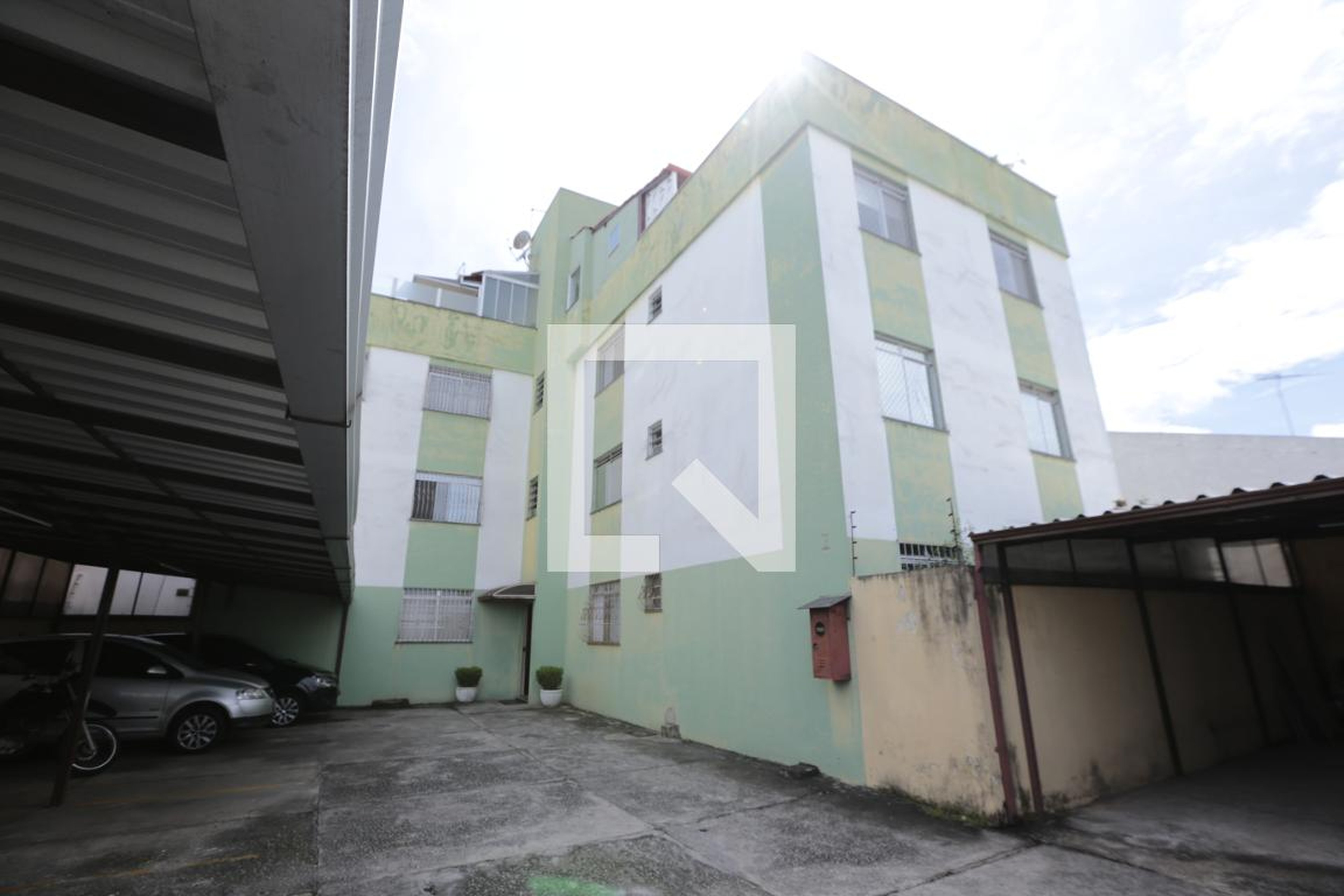 Fachada do Prédio Condomínio Veneza