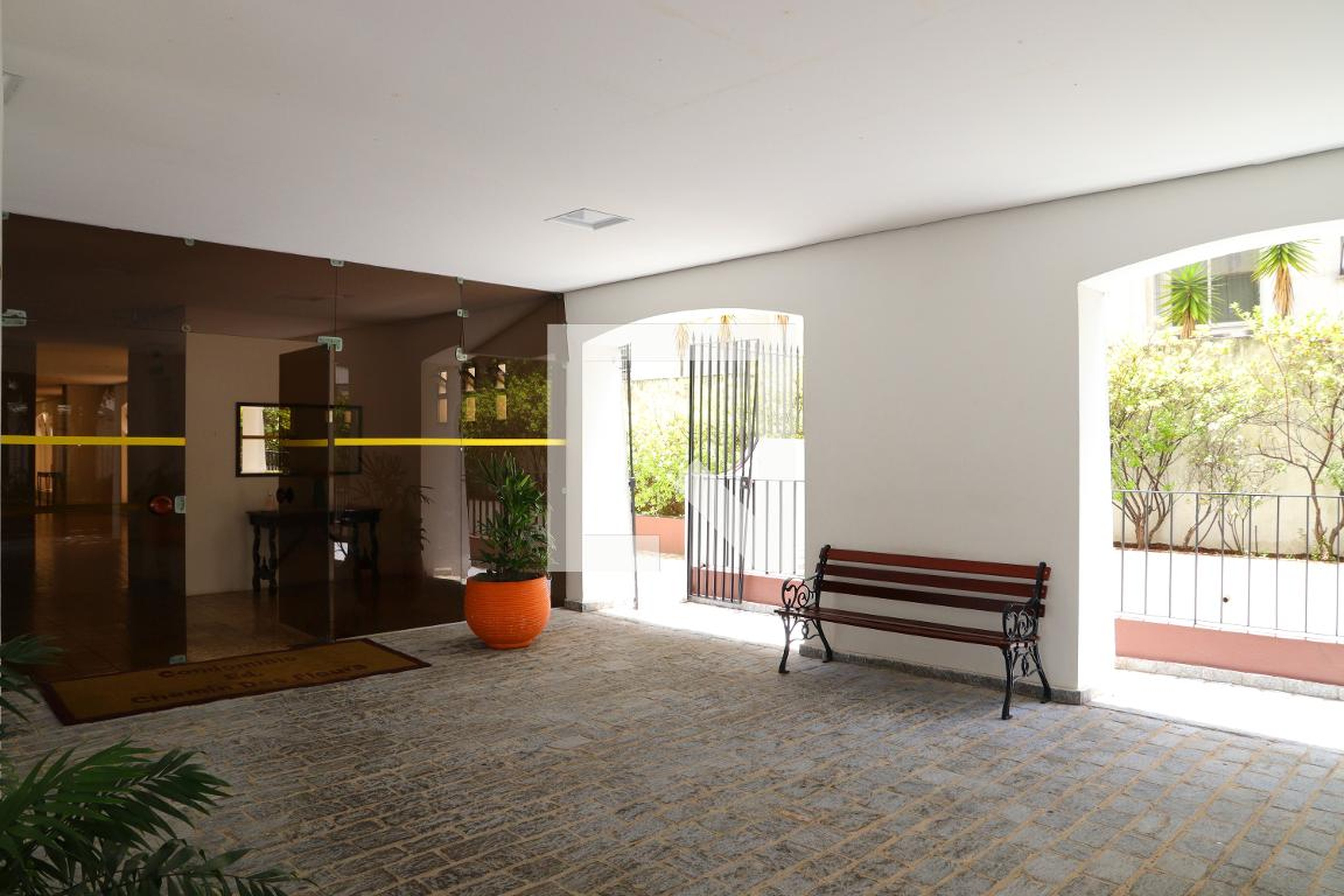 Área comum - Chemin Des Fleurs