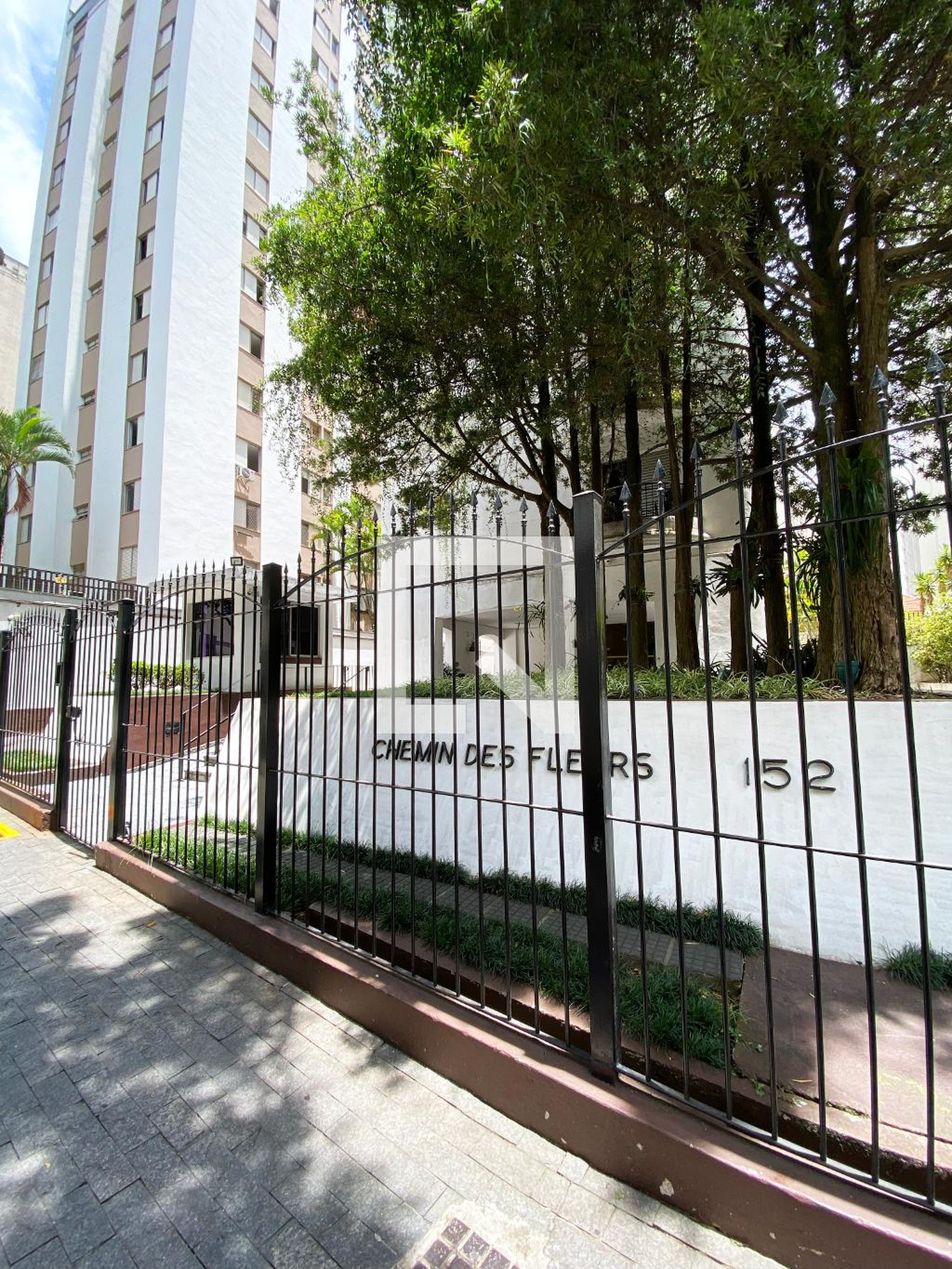 Fachada do Prédio Condomínio Chemin Des Fleurs